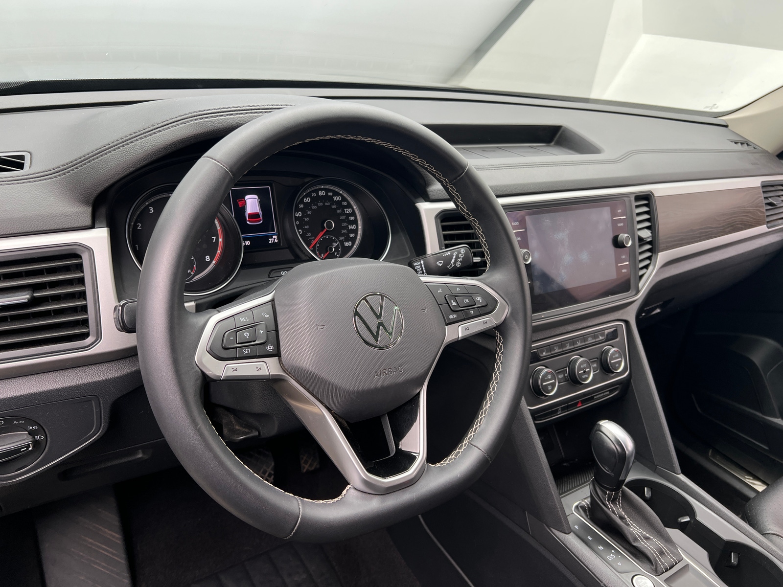 Thumbnail: 2021 Volkswagen Atlas - 4