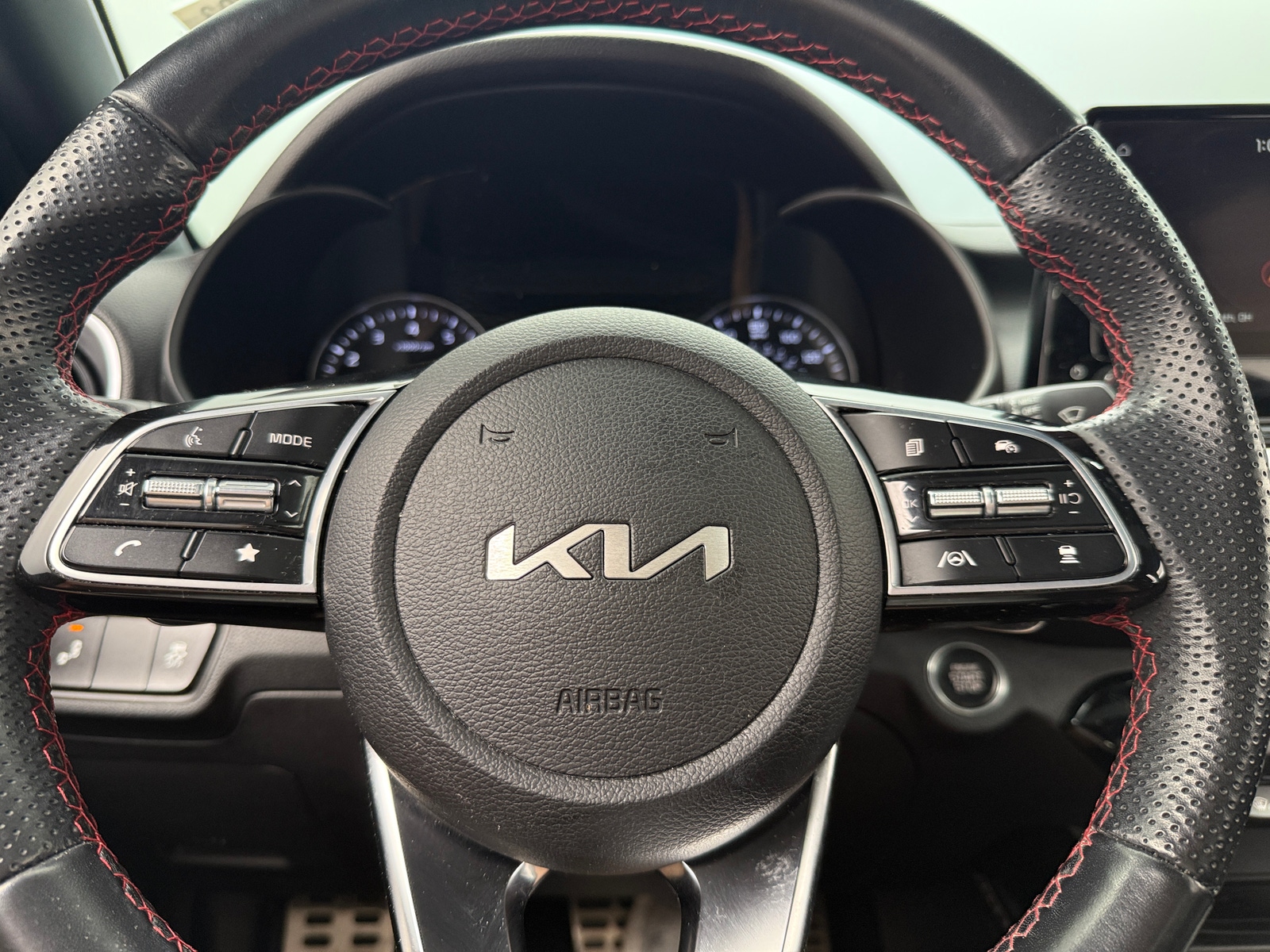 Thumbnail: 2023 Kia Forte - 5