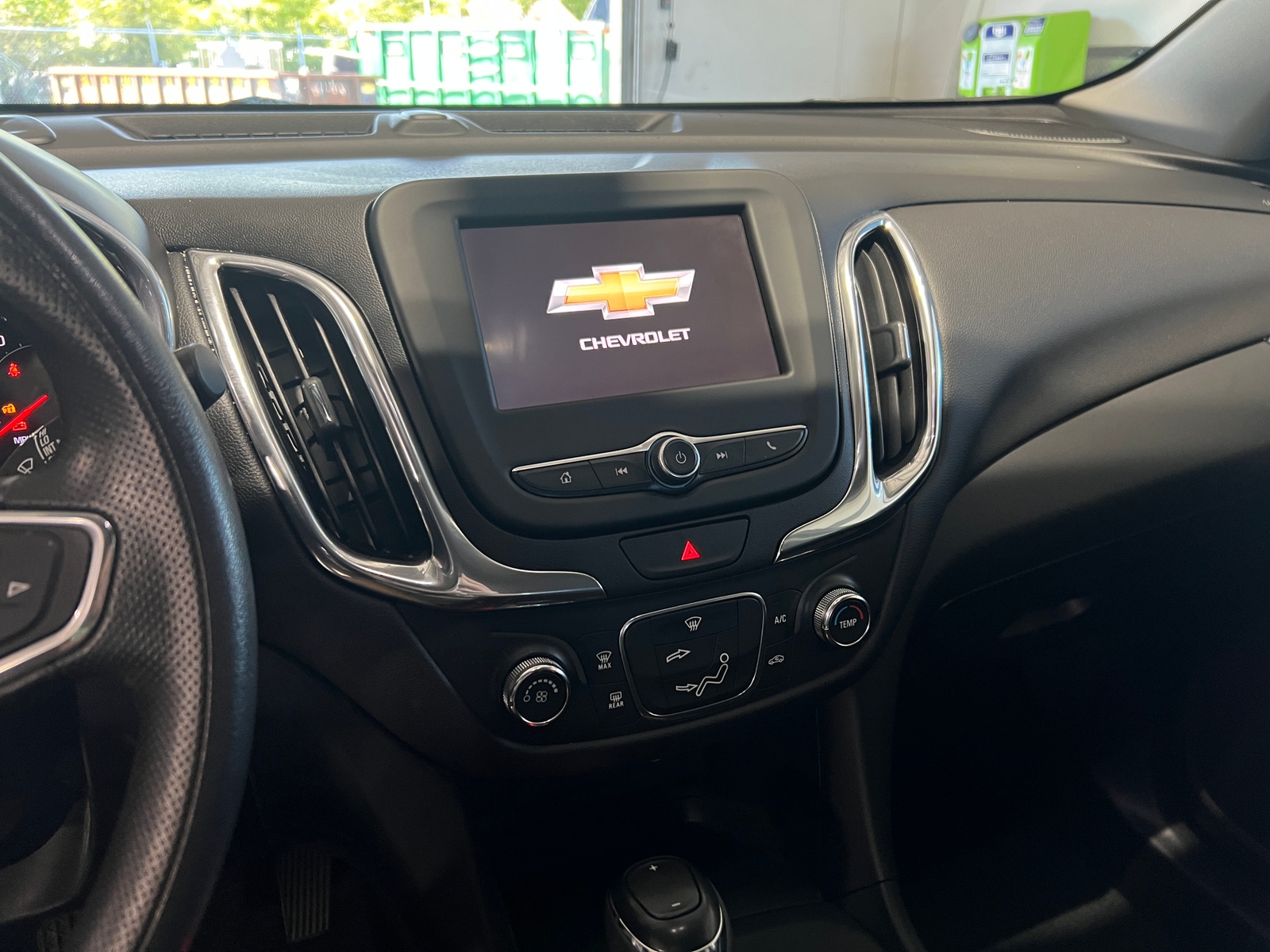 Thumbnail: 2020 Chevrolet Equinox - 4