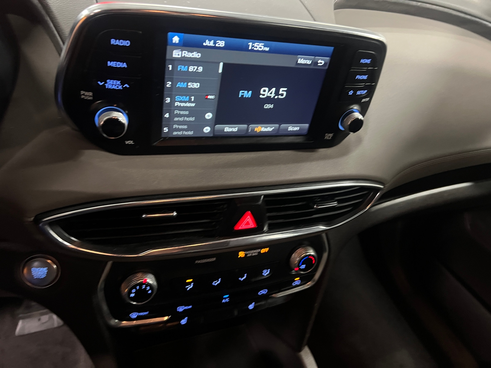 Thumbnail: 2019 Hyundai Santa Fe - 4