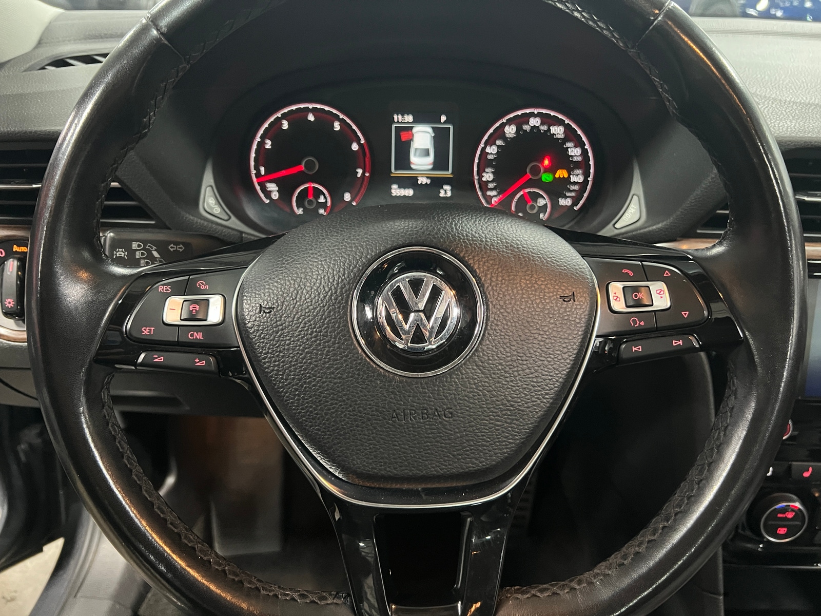 Thumbnail: 2020 Volkswagen Passat - 4
