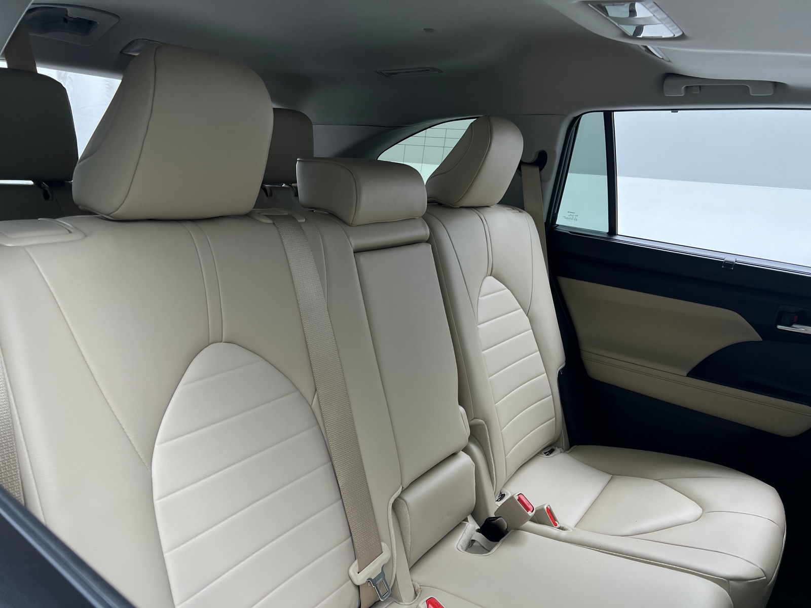 Thumbnail: 2025 Toyota Highlander - 5