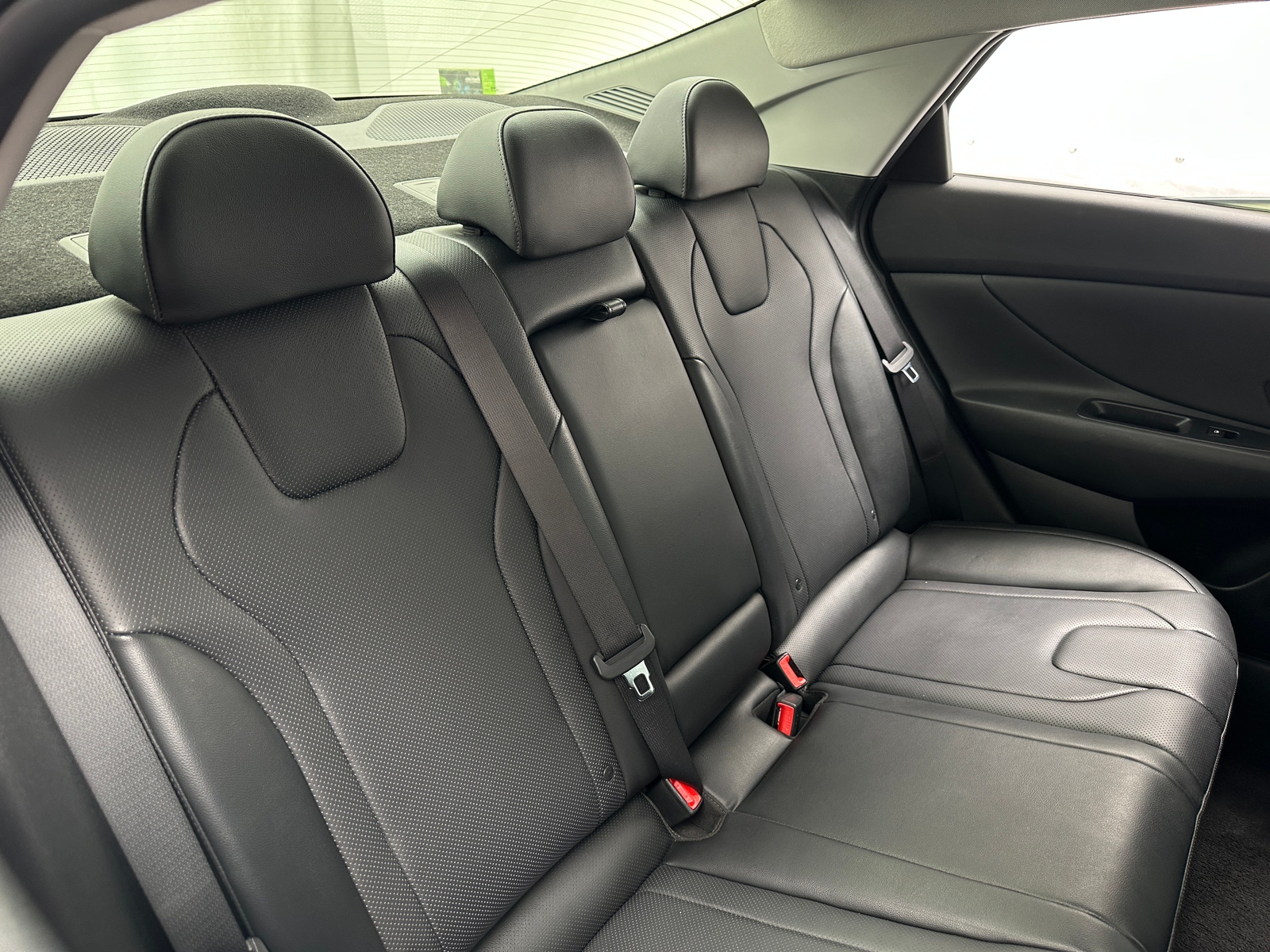 Thumbnail: 2022 Hyundai Elantra - 5