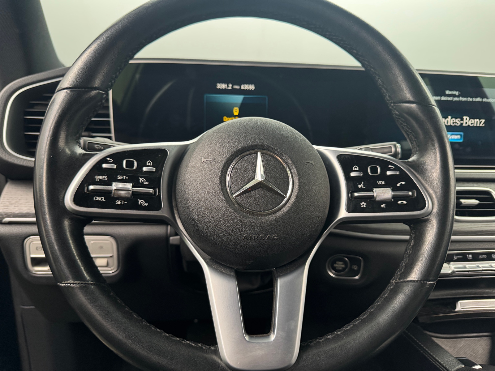 Thumbnail: 2022 Mercedes-Benz GLE - 4
