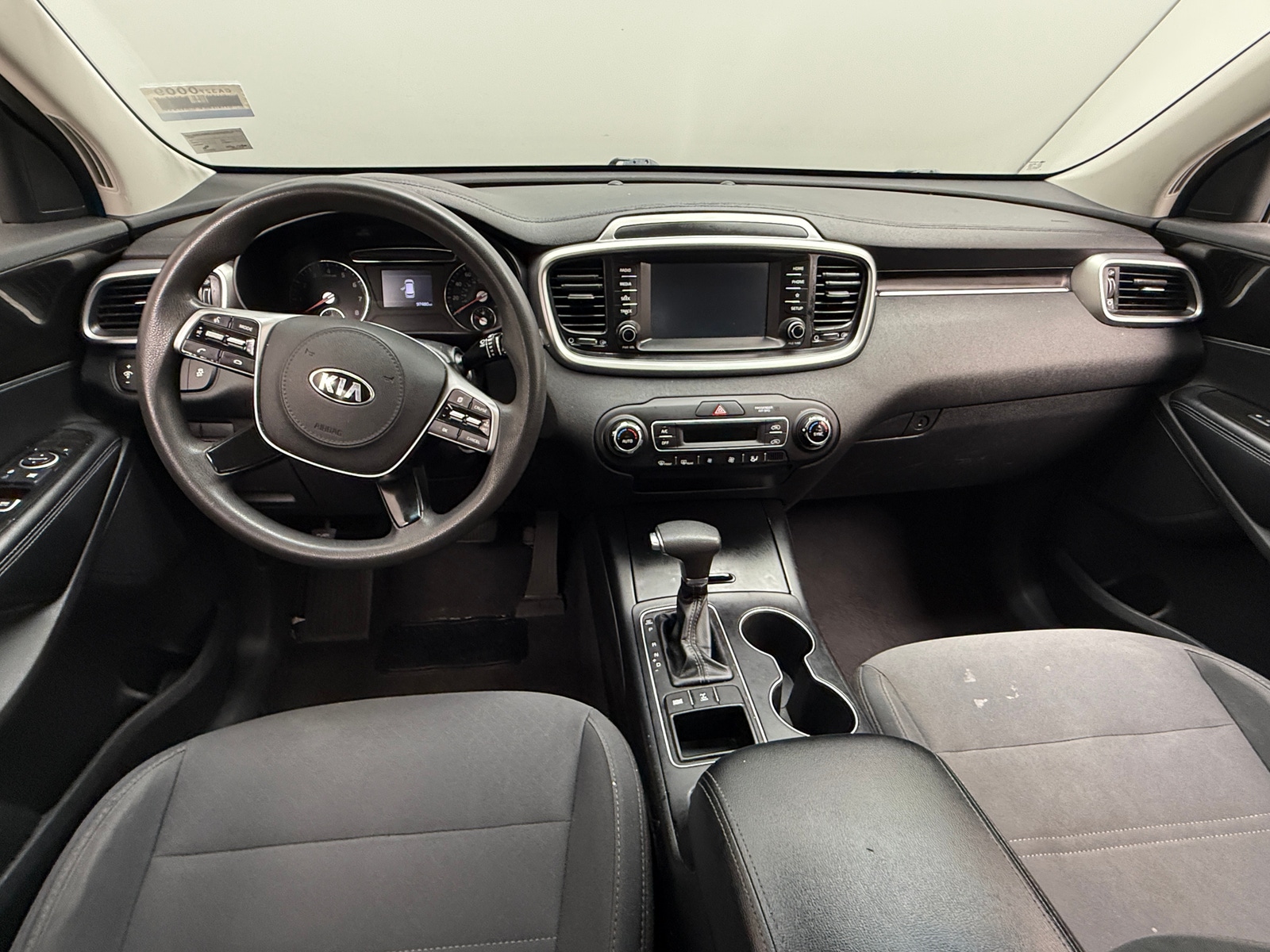 Thumbnail: 2019 Kia Sorento - 3