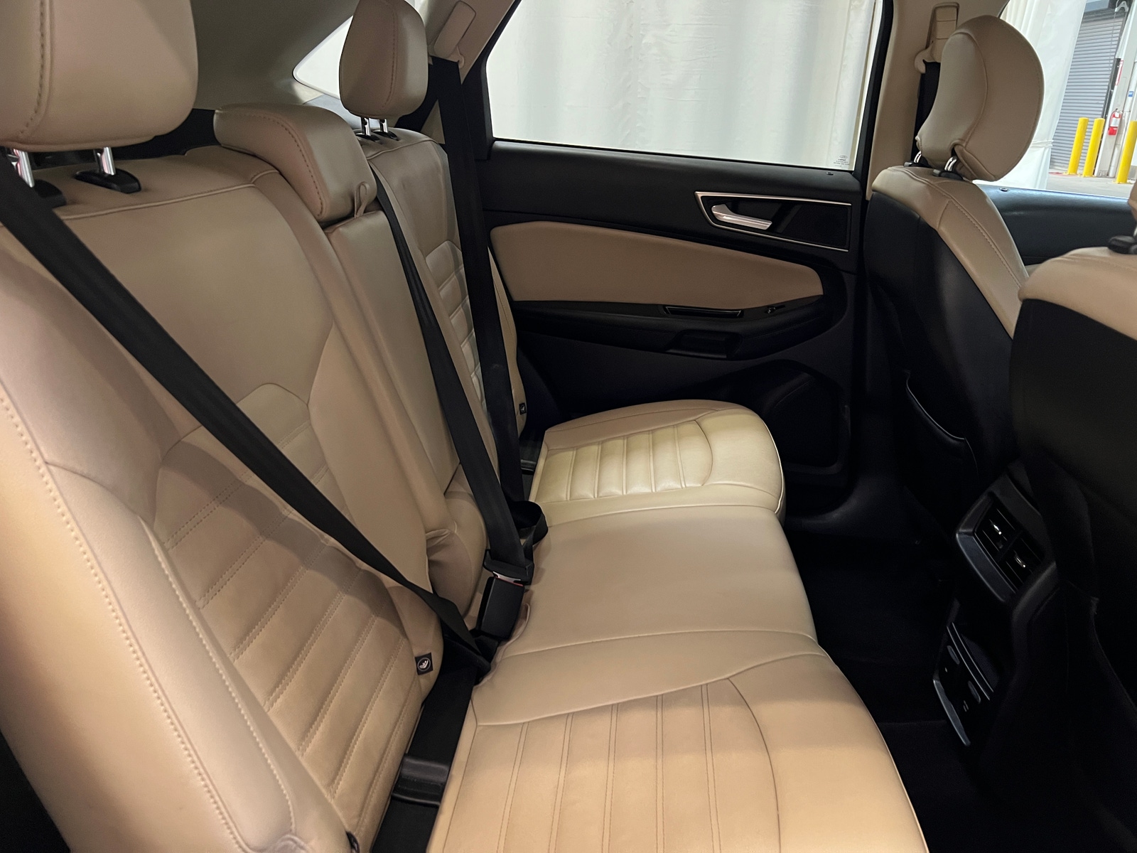 Thumbnail: 2015 Ford Edge - 6