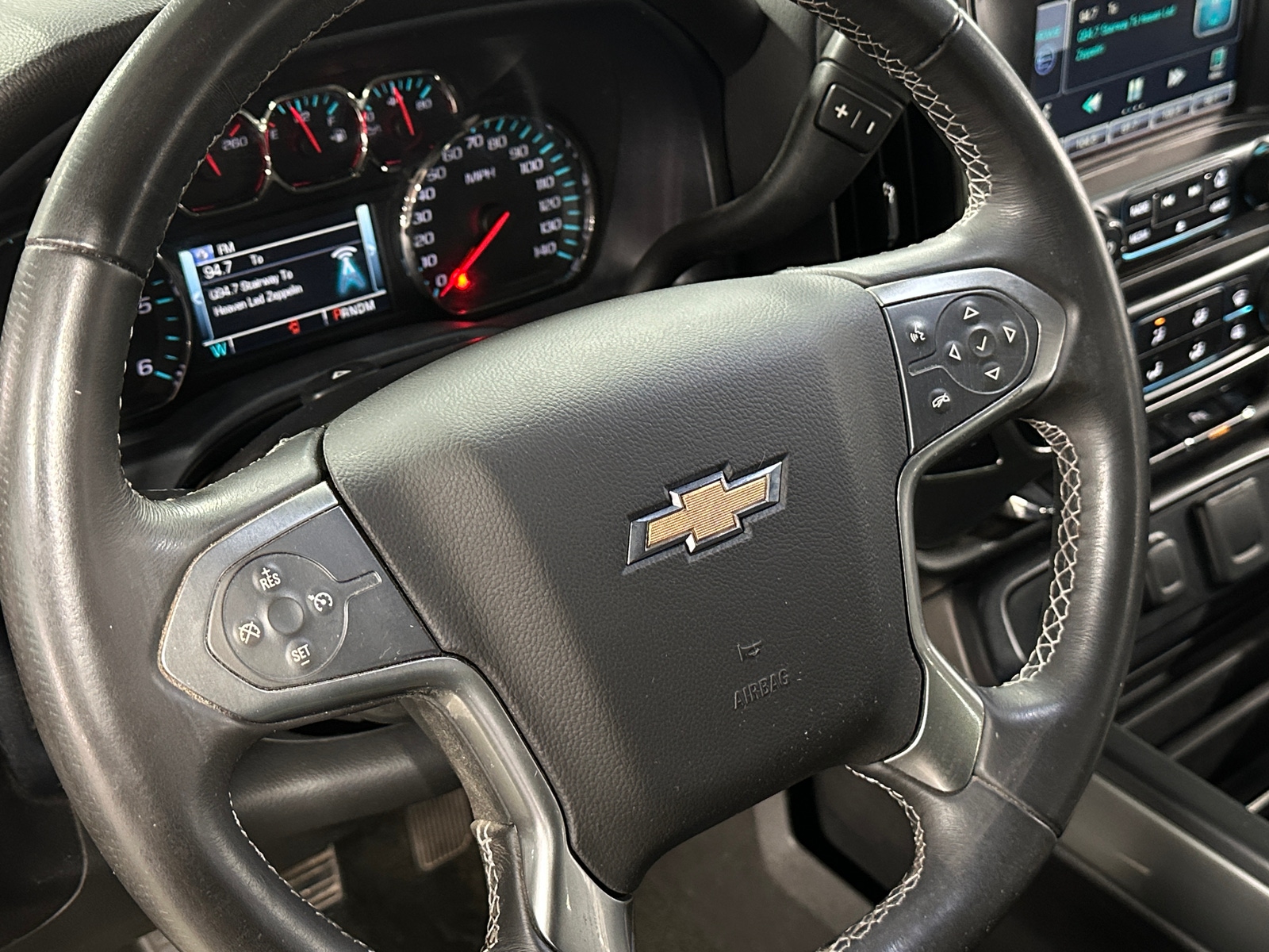 Thumbnail: 2015 Chevrolet Silverado 1500 - 5