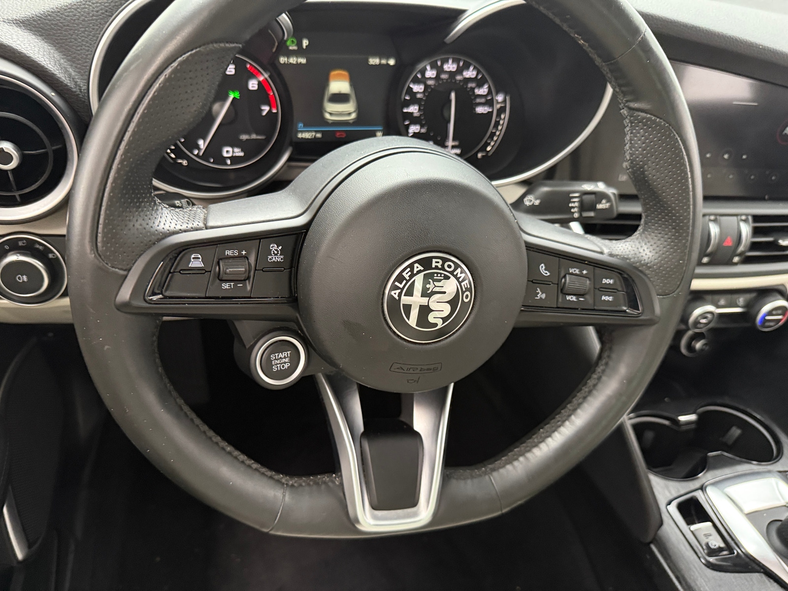 Thumbnail: 2020 Alfa Romeo Giulia - 4