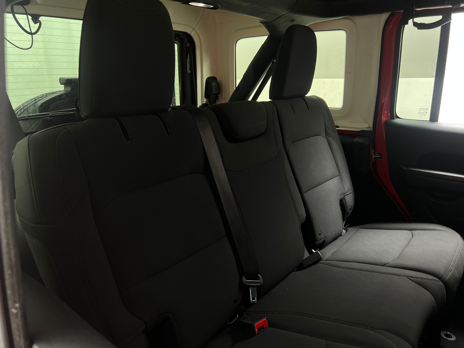 Thumbnail: 2018 Jeep Wrangler - 6