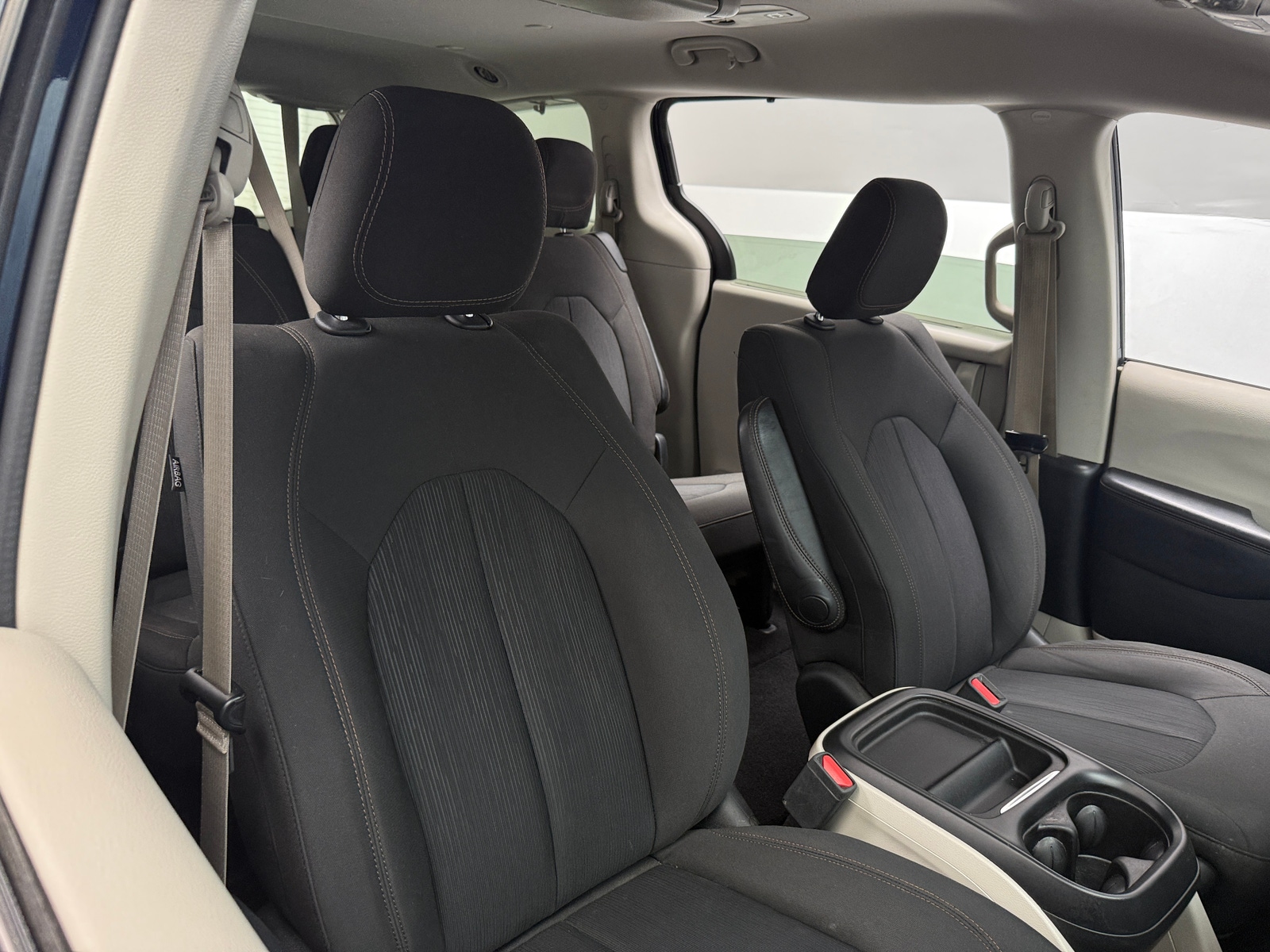 Thumbnail: 2018 Chrysler Pacifica - 2