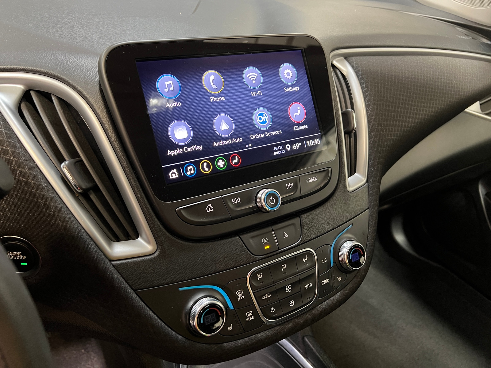 Thumbnail: 2023 Chevrolet Malibu - 4