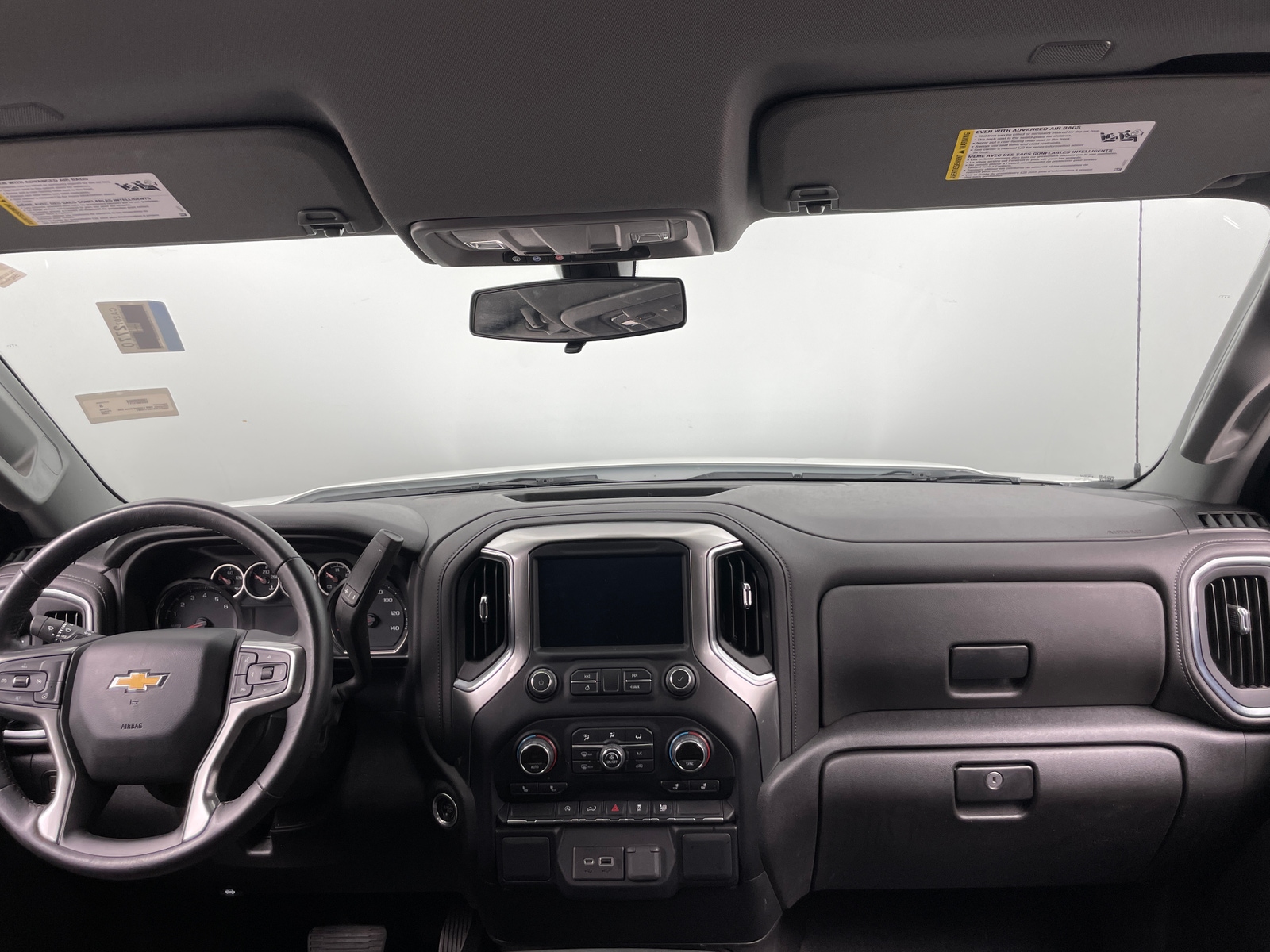 Thumbnail: 2022 Chevrolet Silverado 1500 - 3