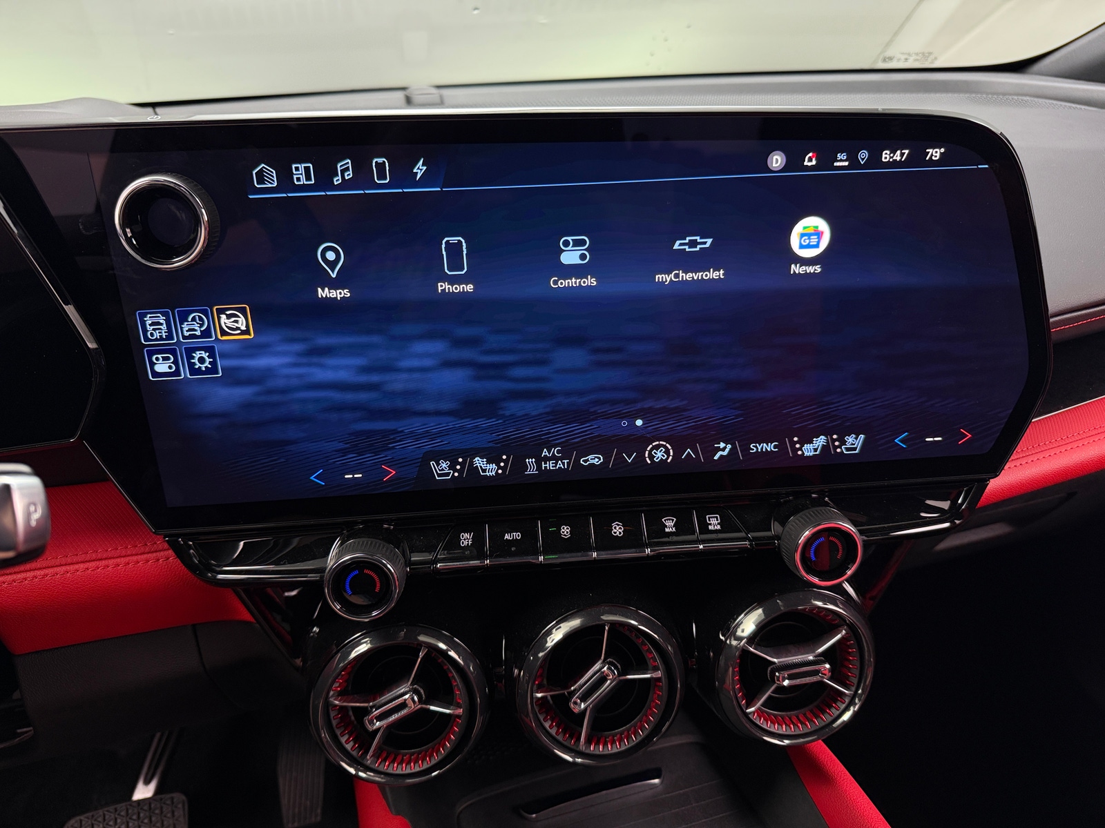 Thumbnail: 2024 Chevrolet Blazer EV - 3