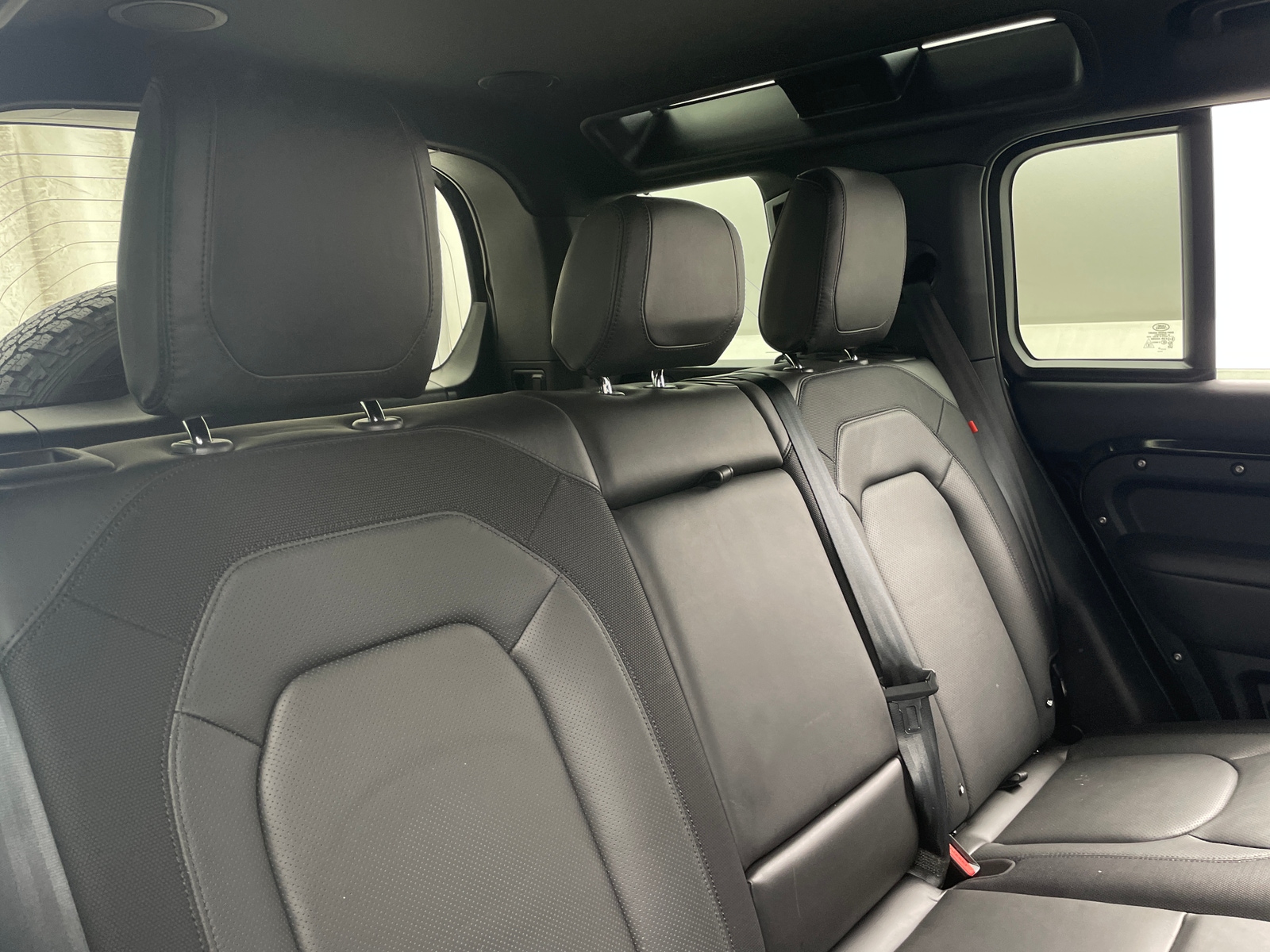 Thumbnail: 2023 Land Rover Defender - 5