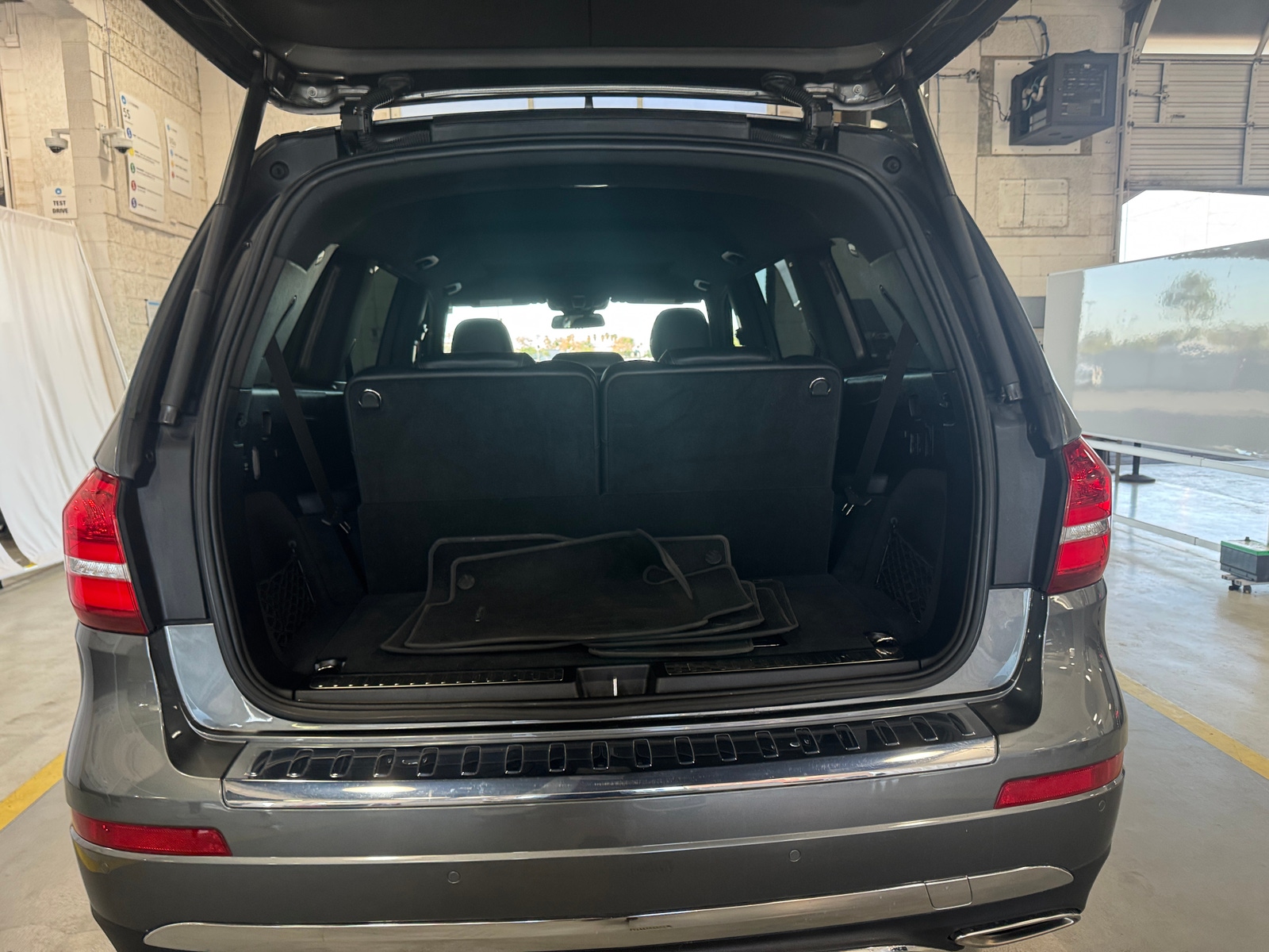 Thumbnail: 2019 Mercedes-Benz GLS - 6