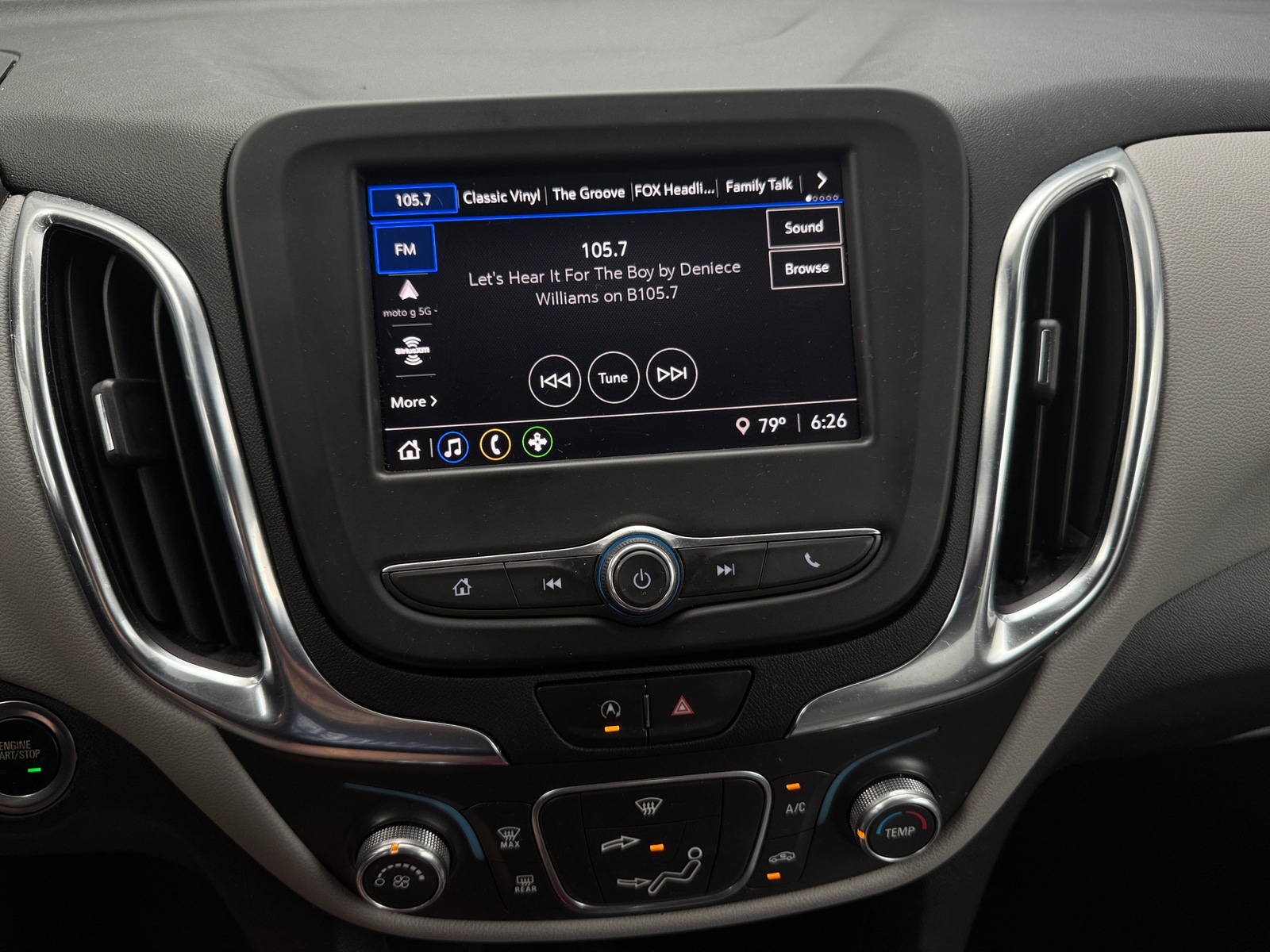 Thumbnail: 2022 Chevrolet Equinox - 4