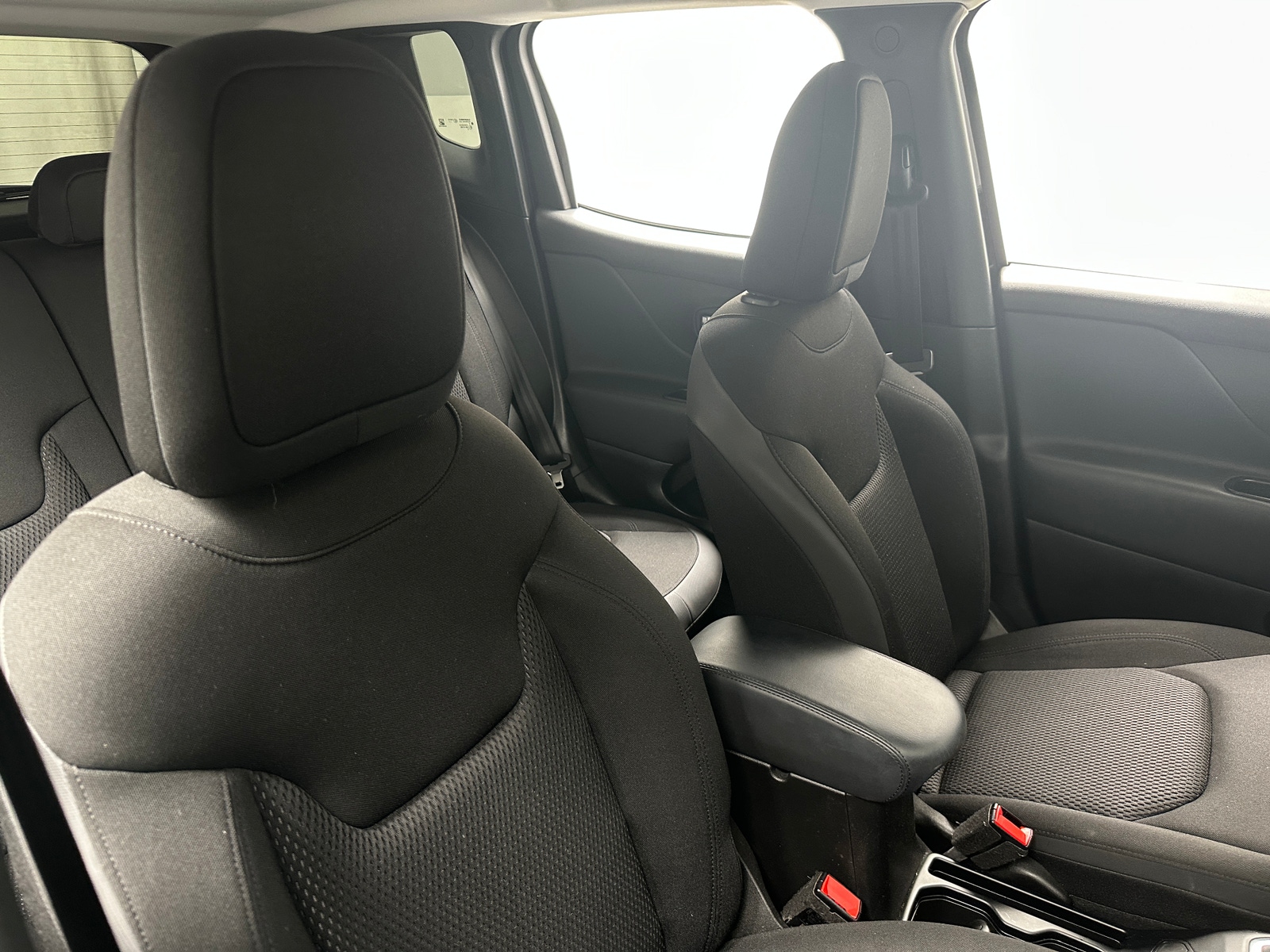 Thumbnail: 2018 Jeep Renegade - 2