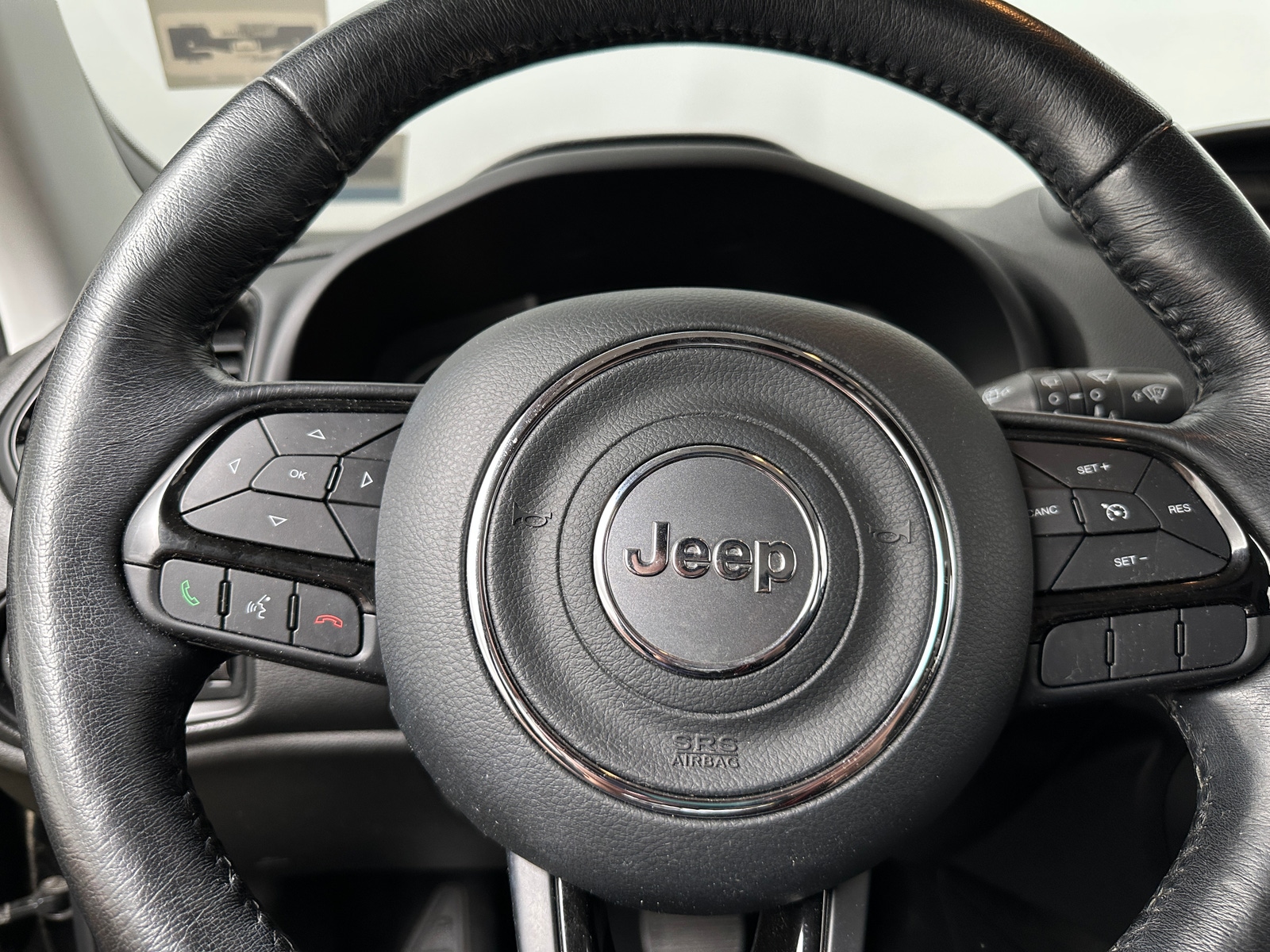 Thumbnail: 2018 Jeep Renegade - 5