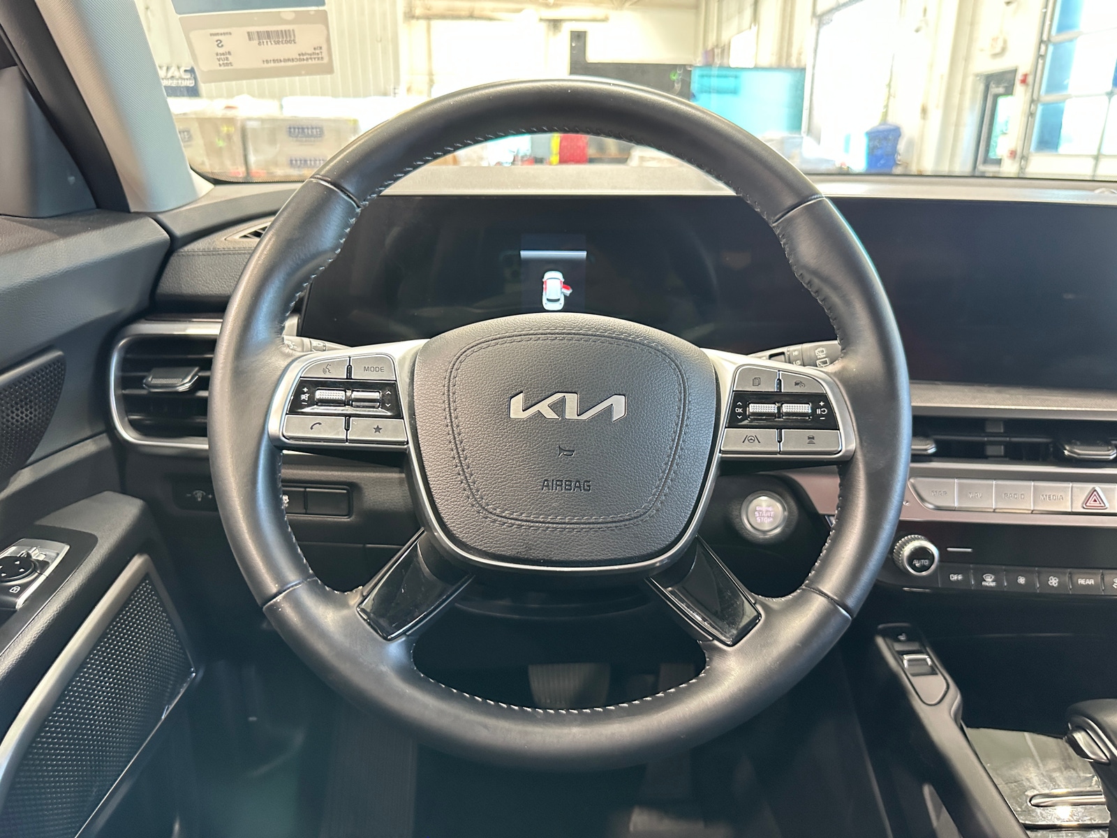 Thumbnail: 2024 Kia Telluride - 4