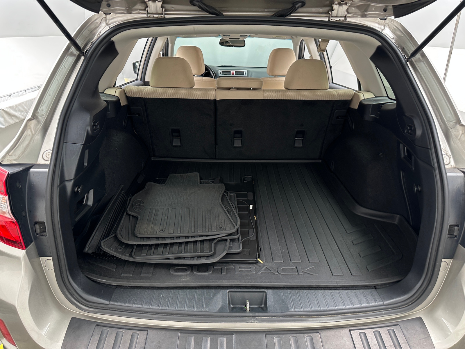Thumbnail: 2015 Subaru Outback - 7