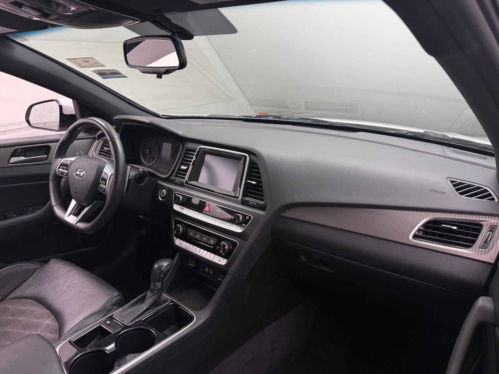 Thumbnail: 2018 Hyundai Sonata - 3