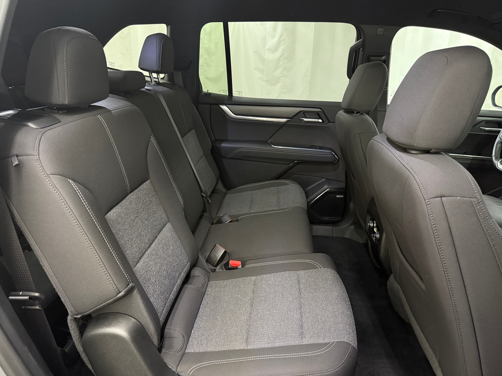 Thumbnail: 2025 GMC Acadia - 6