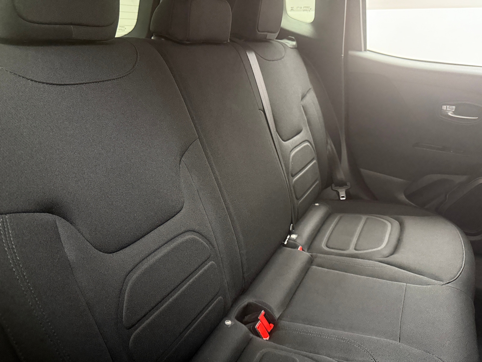 Thumbnail: 2019 Jeep Renegade - 6