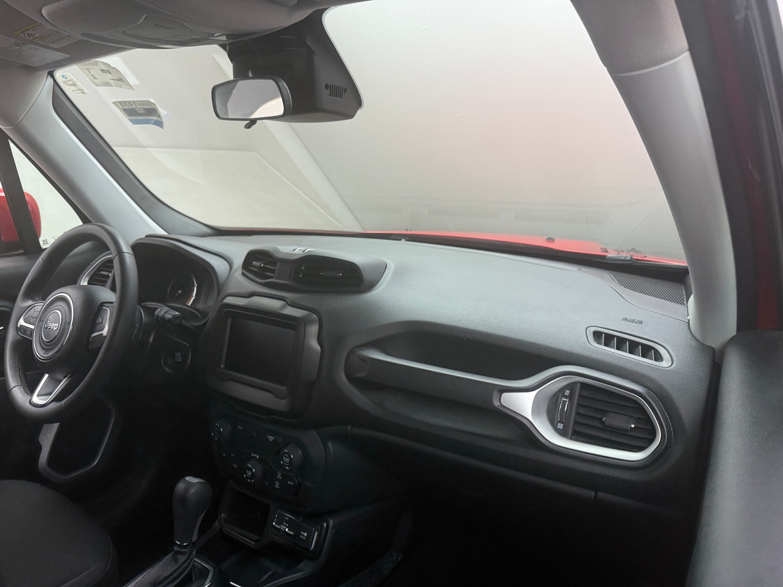 Thumbnail: 2019 Jeep Renegade - 3