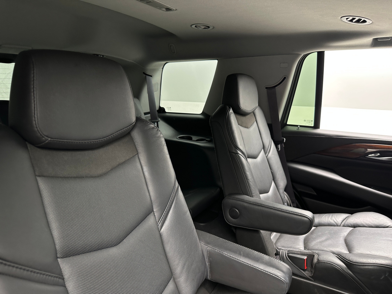Thumbnail: 2017 Cadillac Escalade - 5