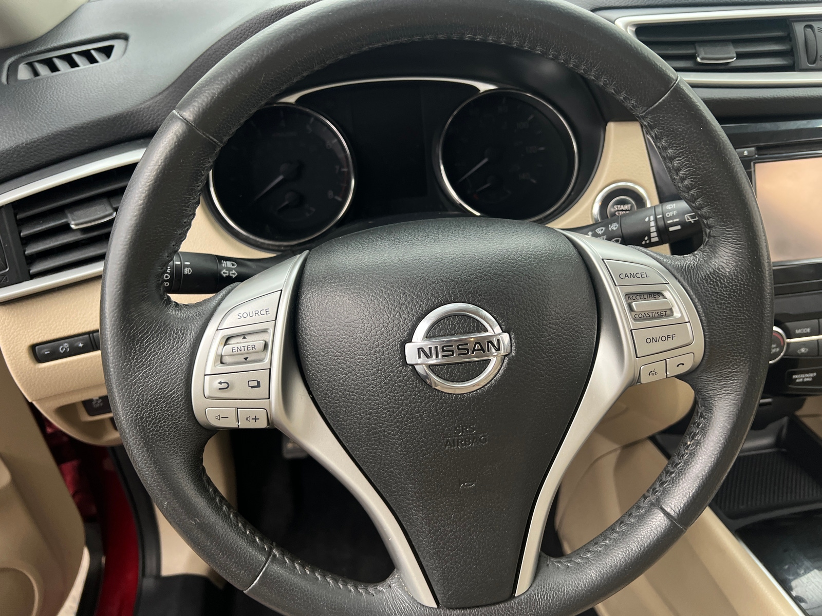 Thumbnail: 2016 Nissan Rogue - 4