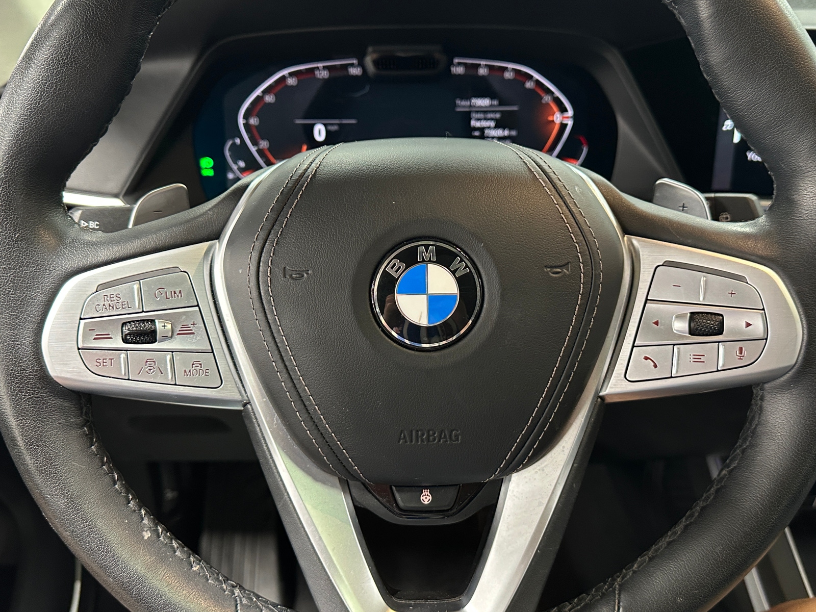 Thumbnail: 2021 BMW X7 - 4