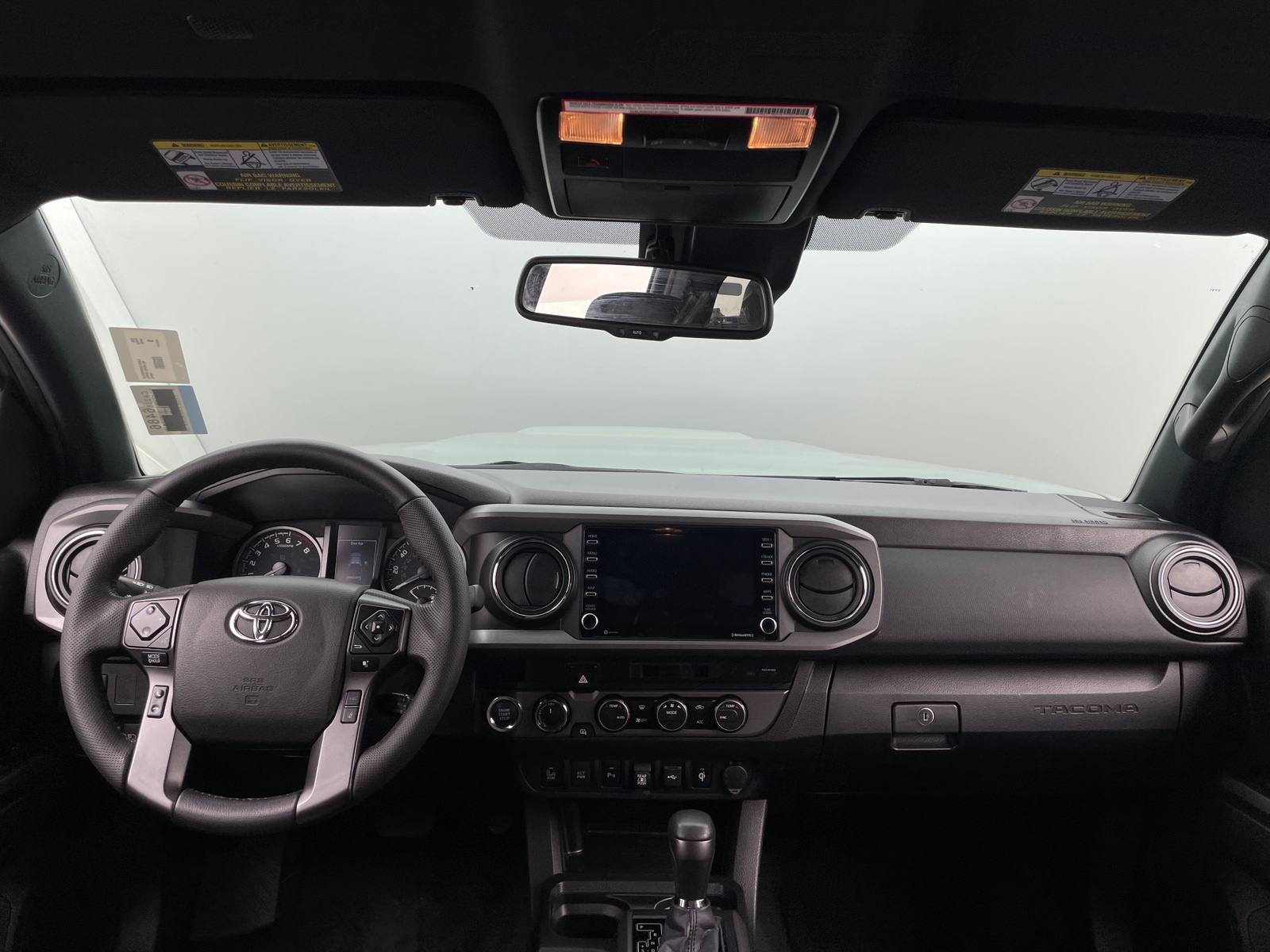 Thumbnail: 2022 Toyota Tacoma - 3