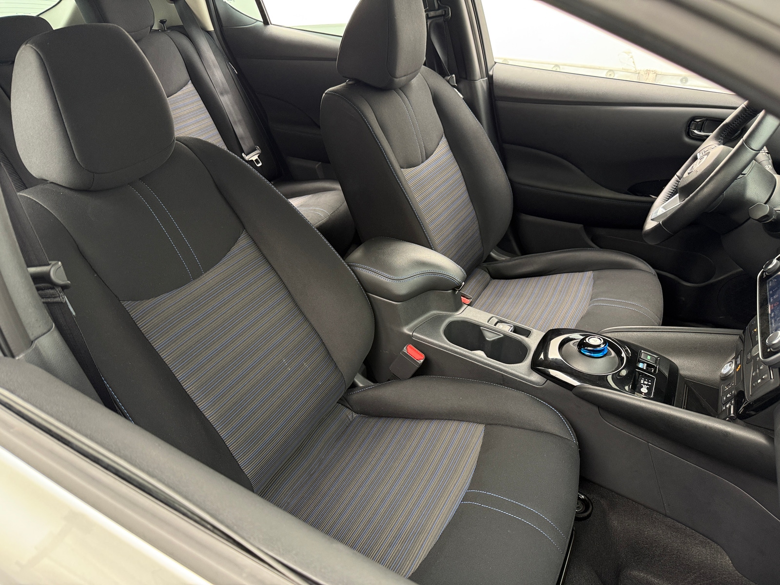 Thumbnail: 2023 Nissan Leaf - 2