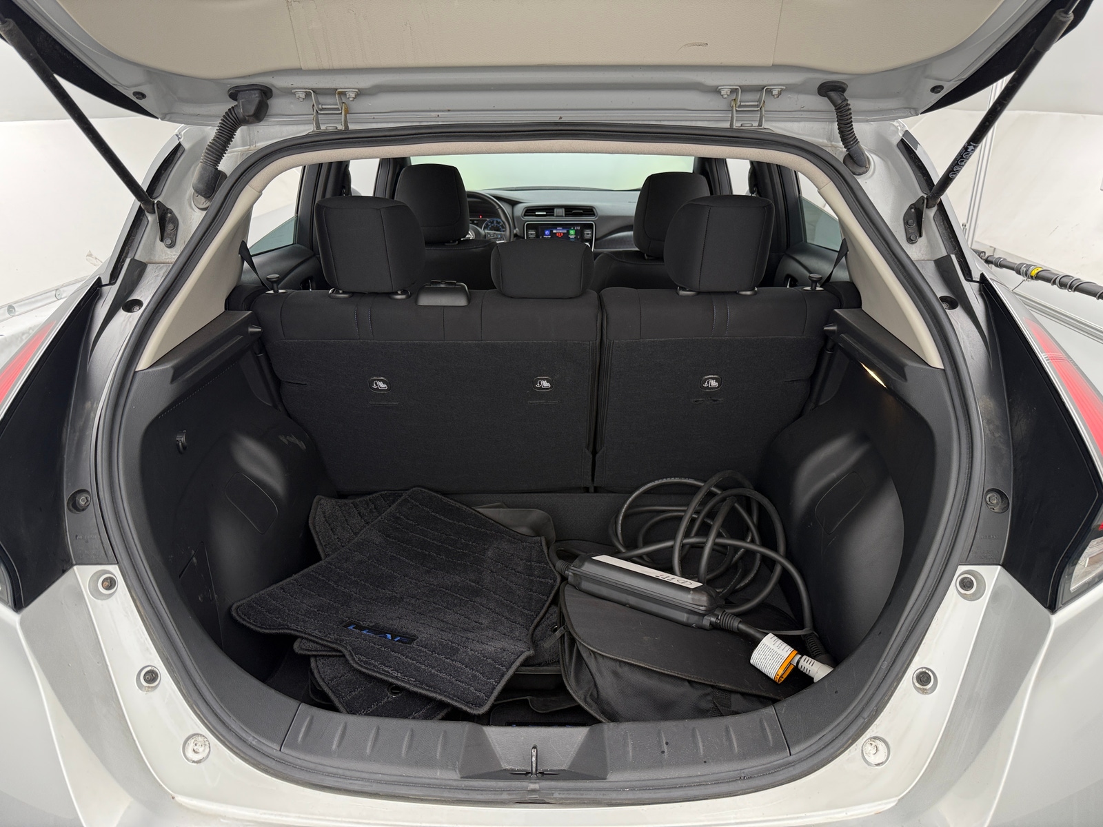 Thumbnail: 2023 Nissan Leaf - 7