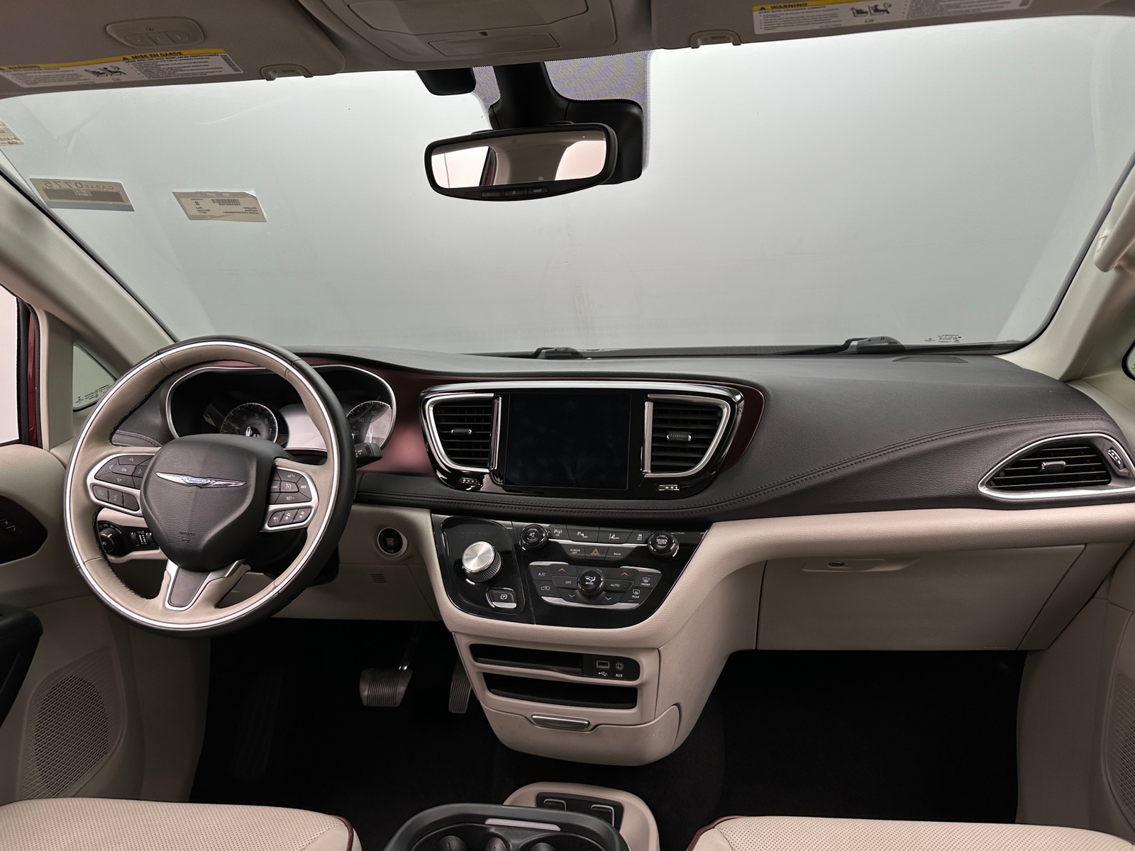 Thumbnail: 2017 Chrysler Pacifica - 2
