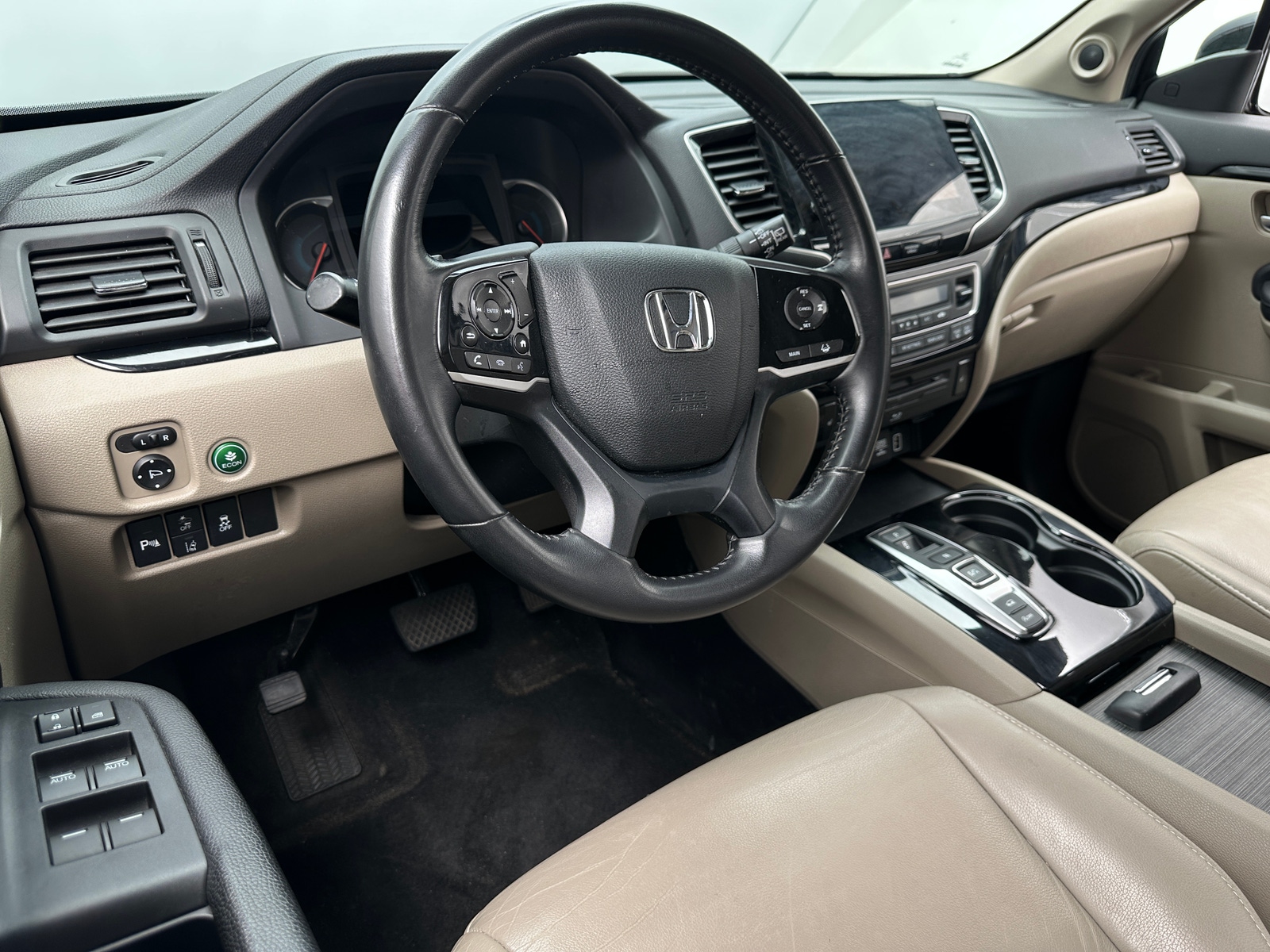 Thumbnail: 2019 Honda Pilot - 2