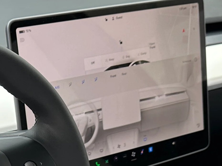 Thumbnail: 2022 Tesla Model 3 - 3