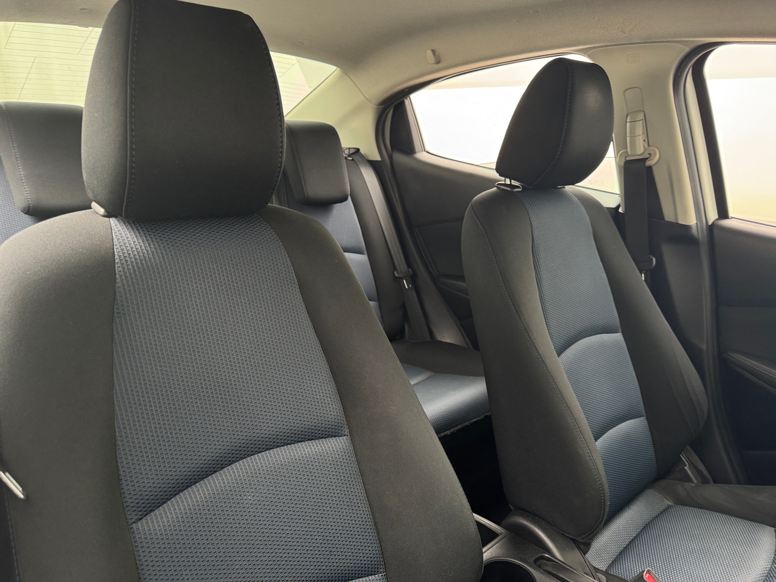 Thumbnail: 2017 Toyota Yaris iA - 2