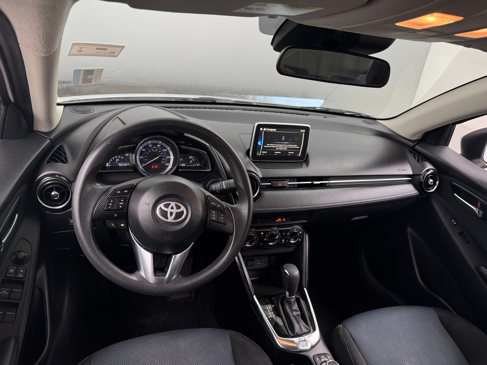 Thumbnail: 2017 Toyota Yaris iA - 3