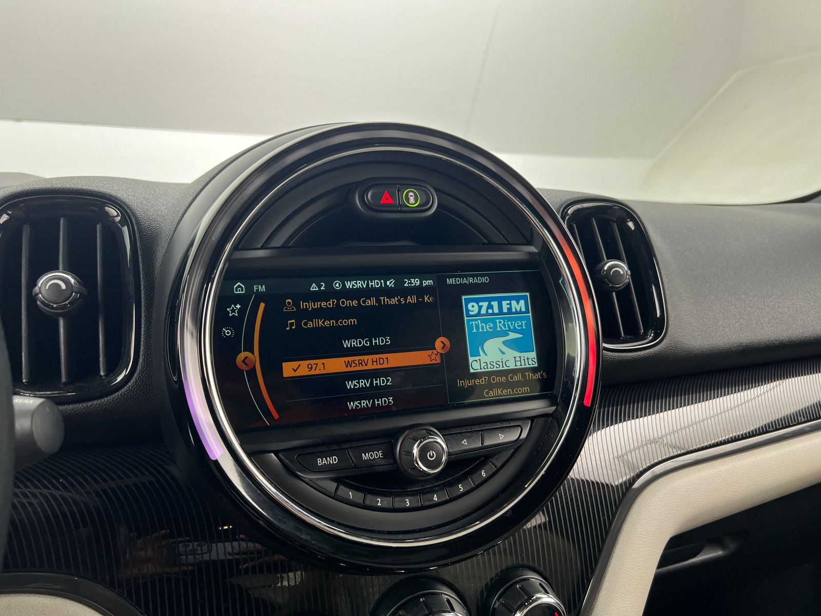 Thumbnail: 2019 MINI Cooper Countryman - 3
