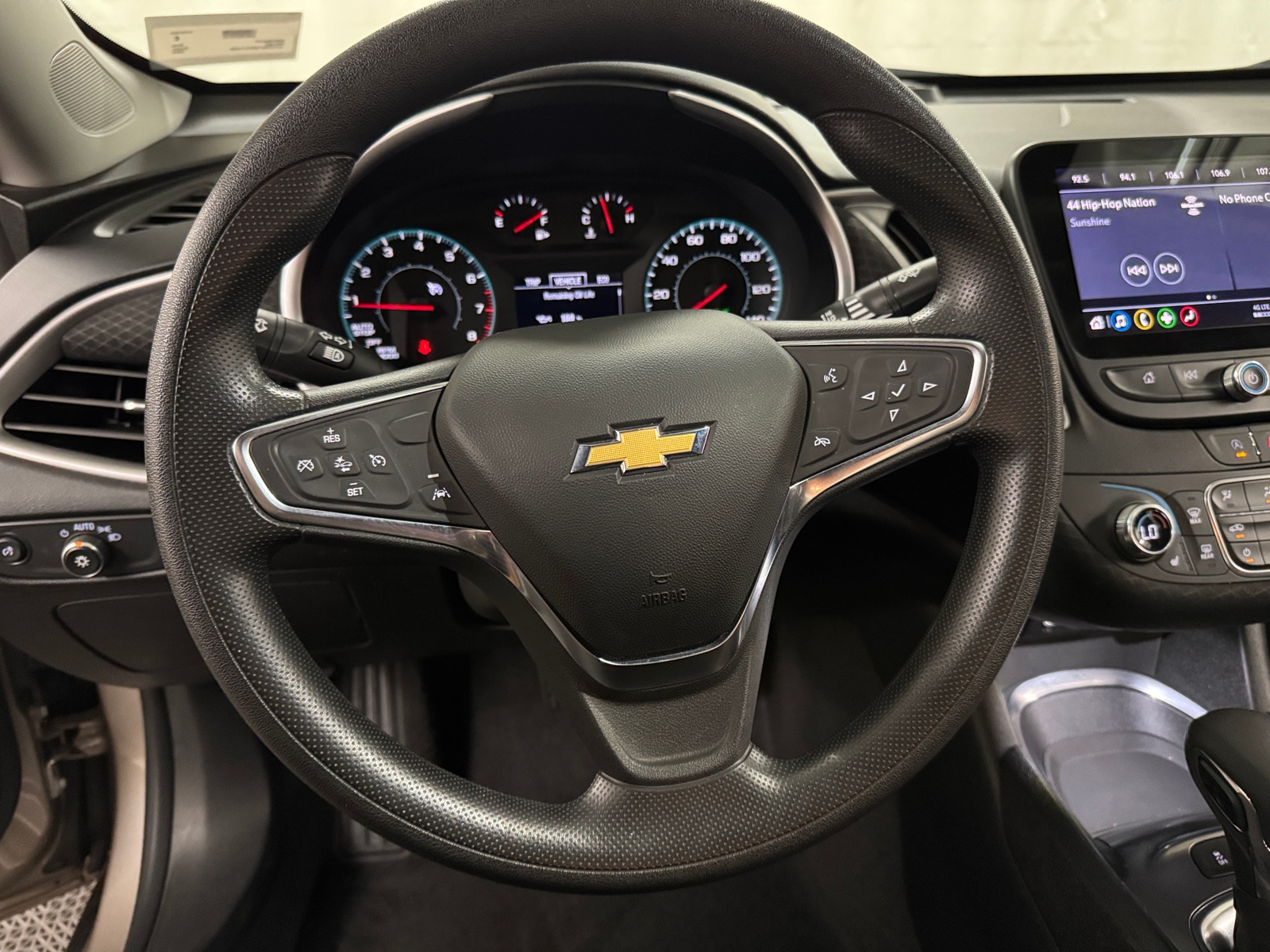 Thumbnail: 2024 Chevrolet Malibu - 5