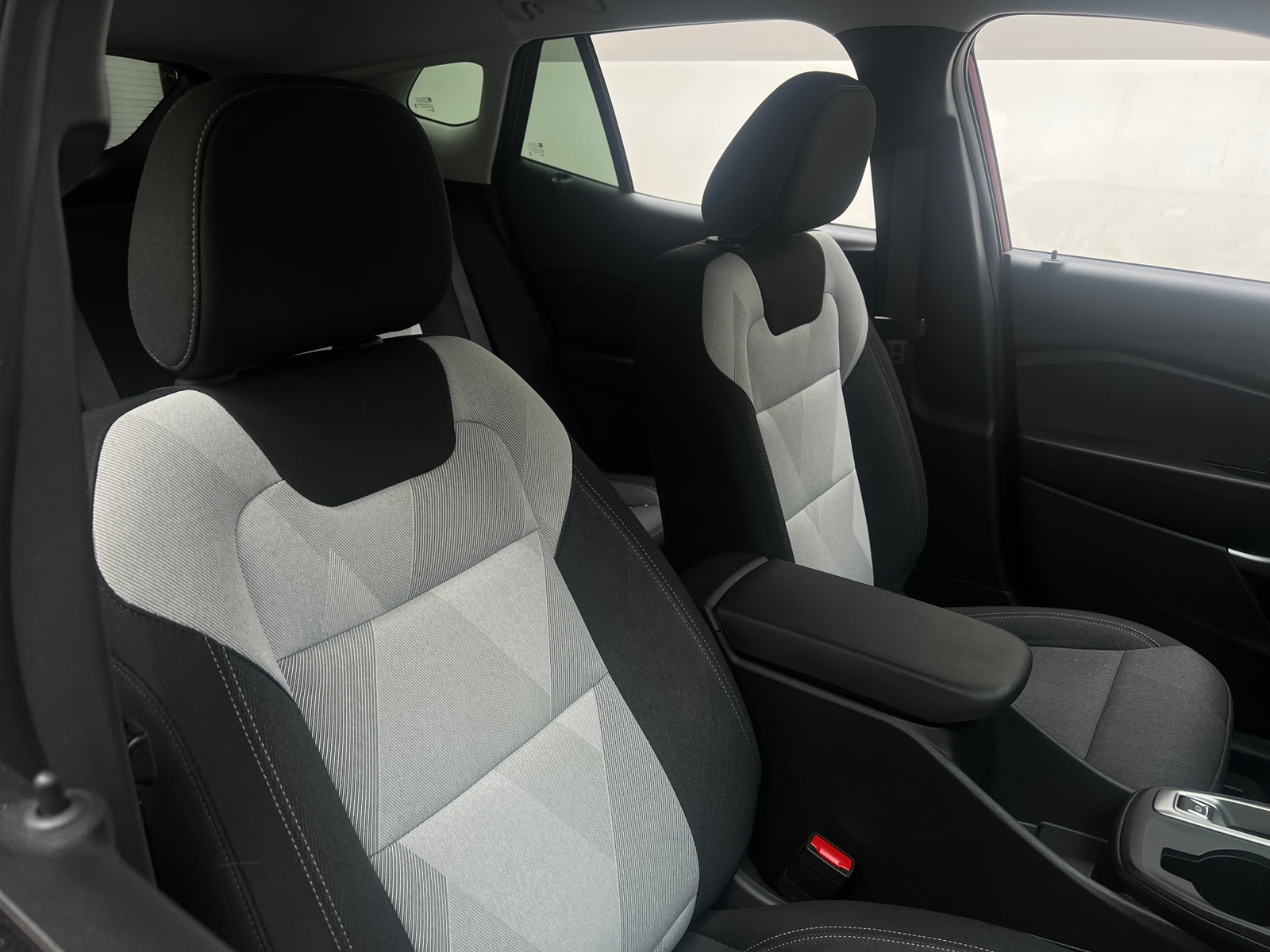 Thumbnail: 2025 Chevrolet Trax - 2