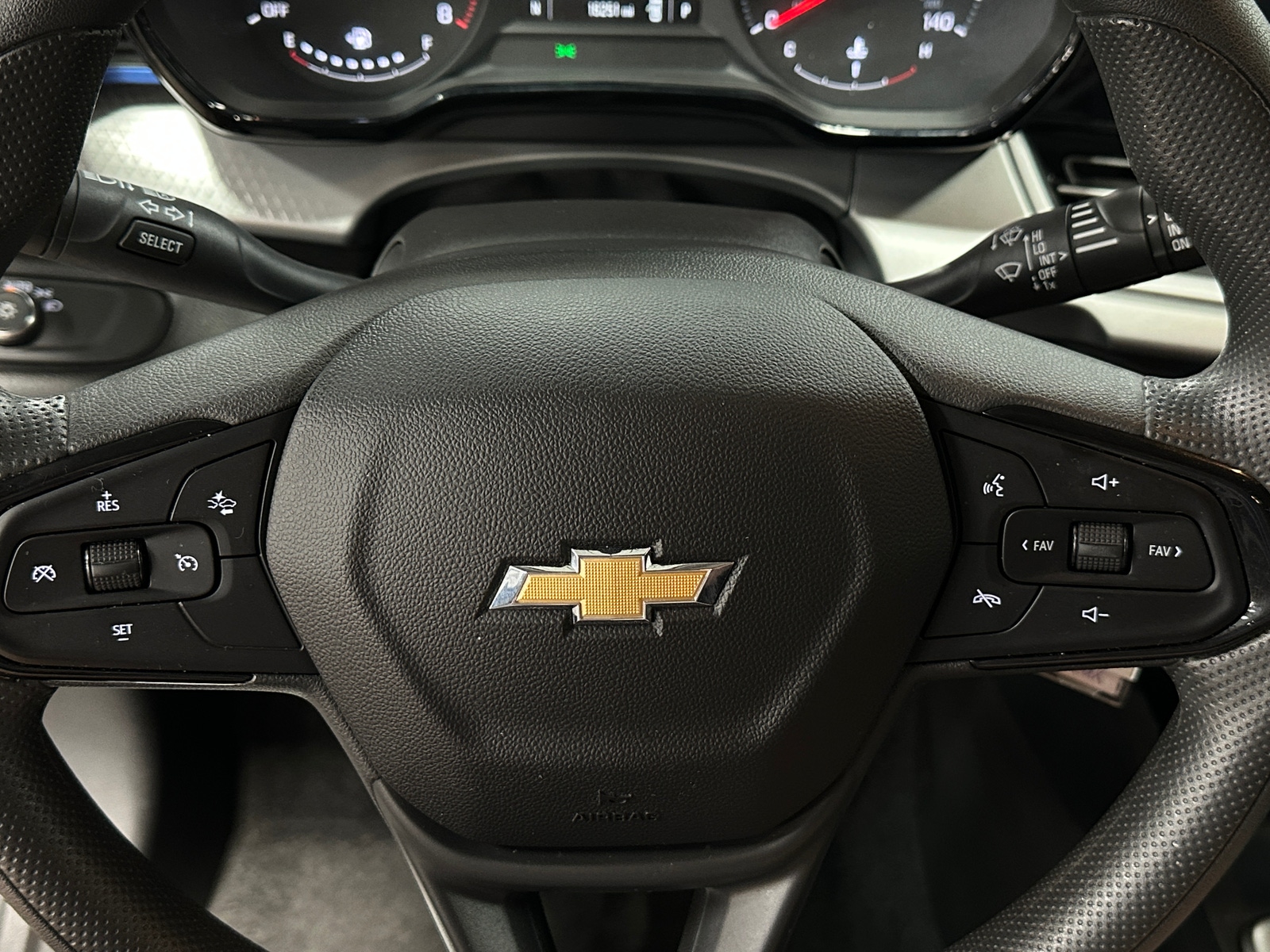 Thumbnail: 2025 Chevrolet Trax - 5