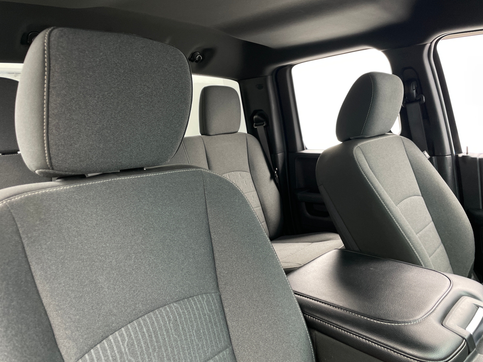 Thumbnail: 2021 RAM 1500 Classic - 2