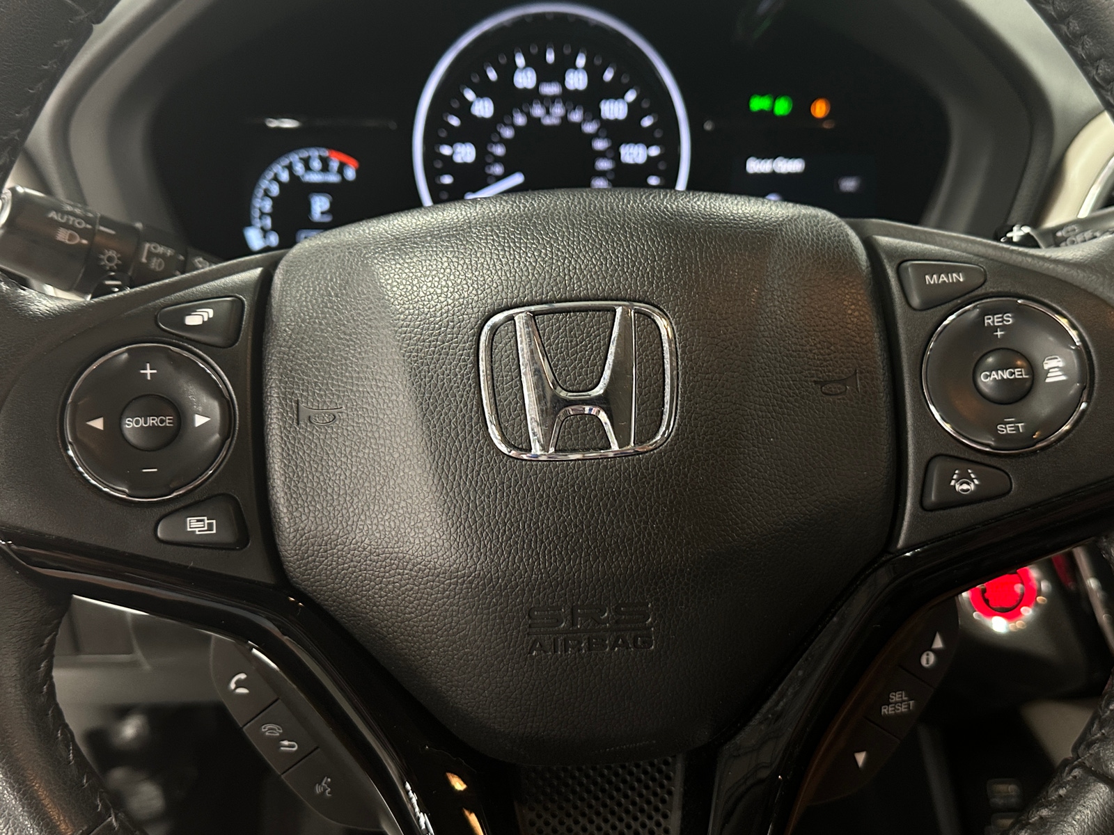 Thumbnail: 2019 Honda HR-V - 4