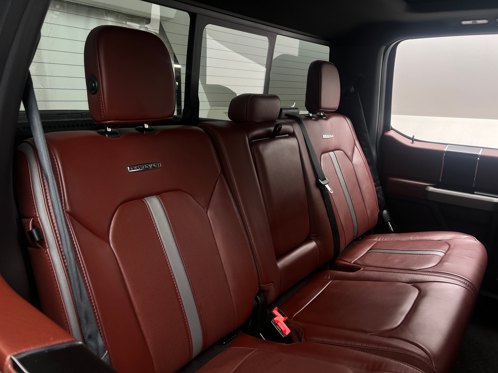 Thumbnail: 2018 Ford Econoline - 5