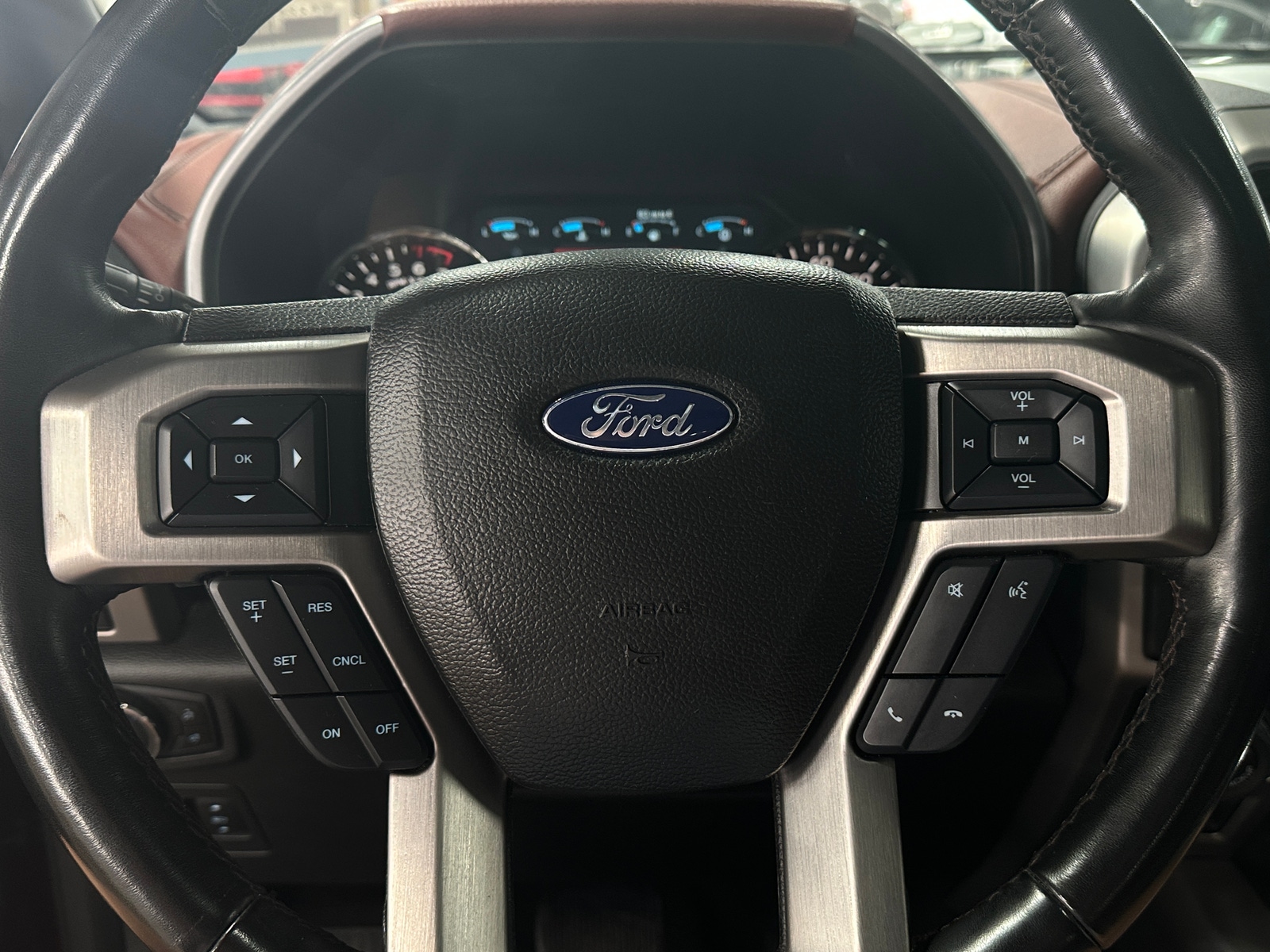 Thumbnail: 2018 Ford Econoline - 4