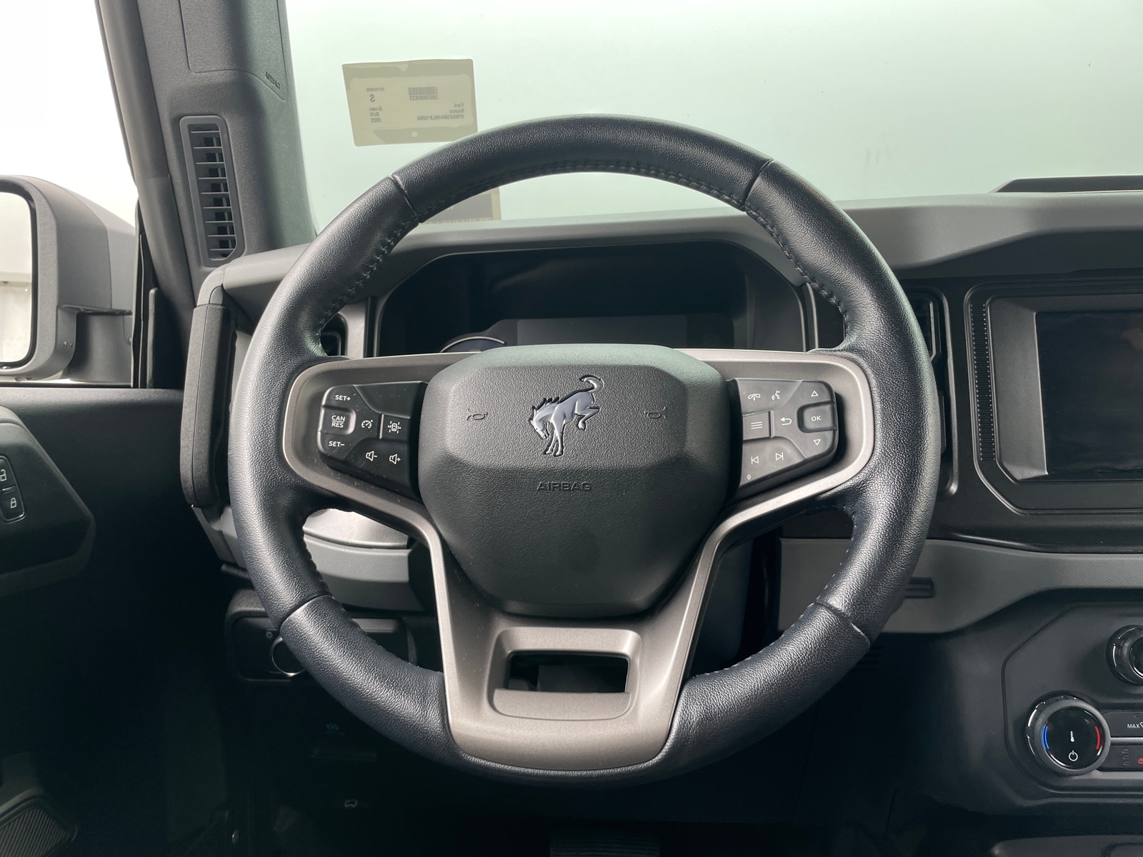 Thumbnail: 2022 Ford Bronco - 4