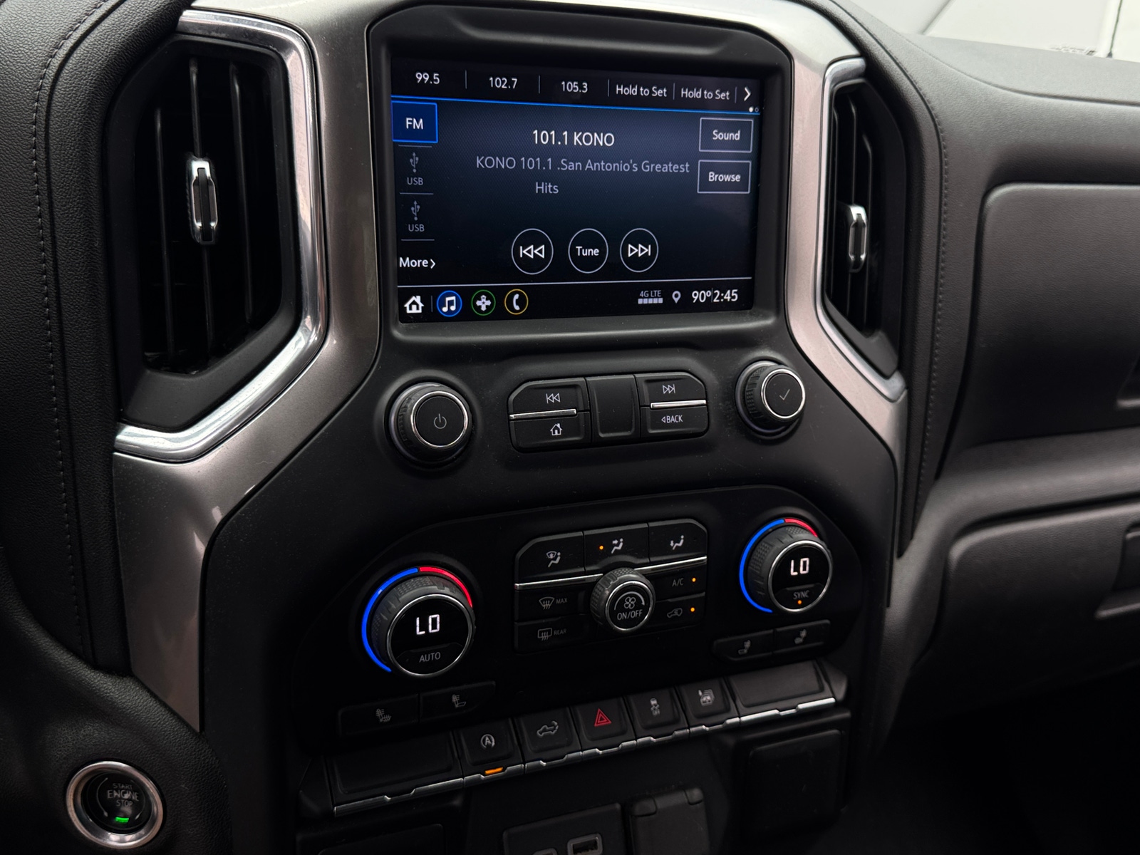 Thumbnail: 2021 Chevrolet Silverado 1500 - 4