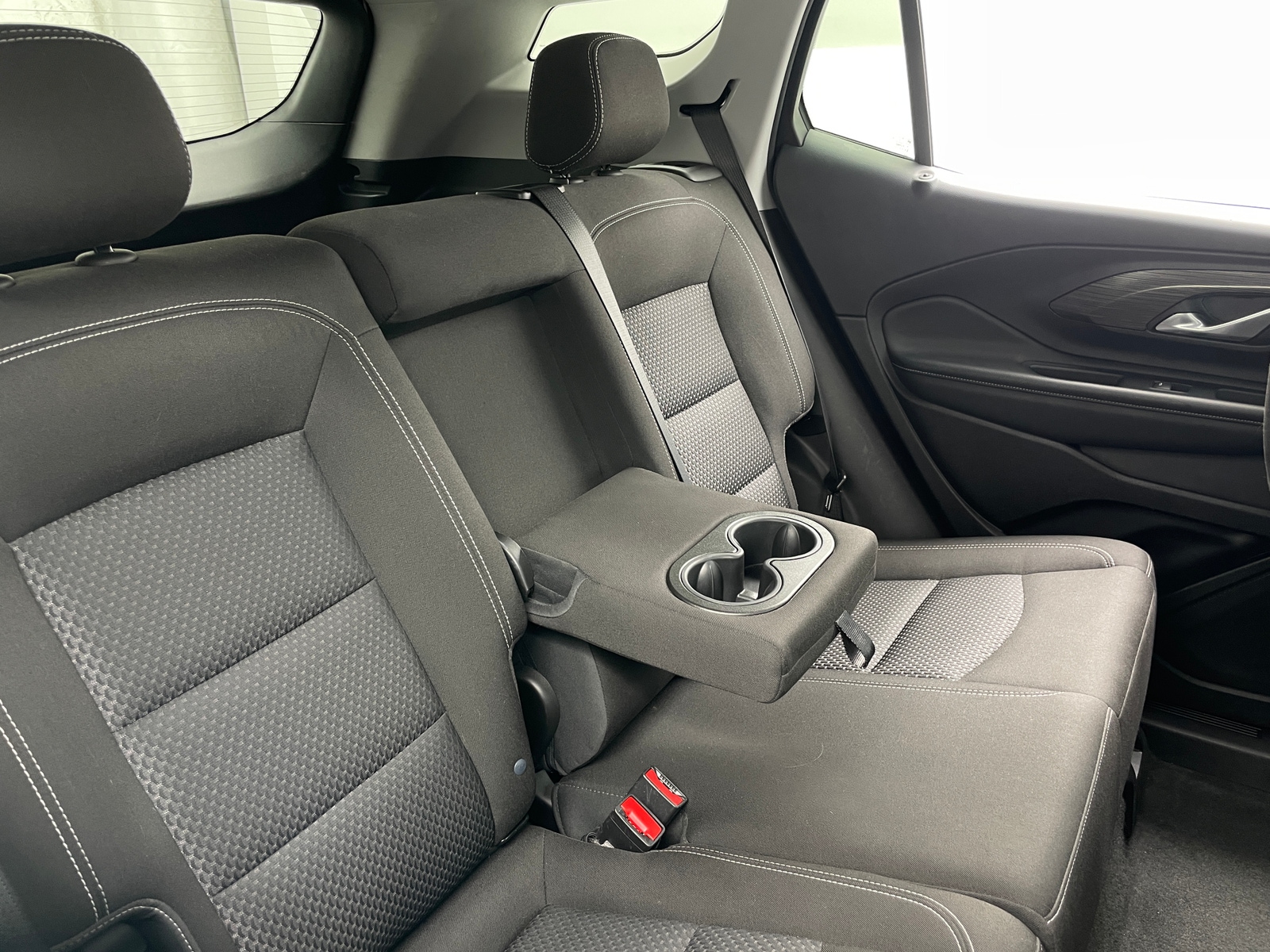 Thumbnail: 2024 GMC Terrain - 6